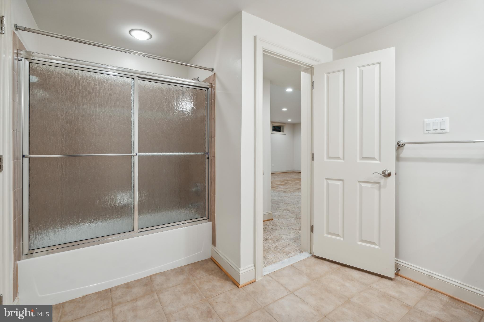 OAKS AT NORTH BETHESDA - Residential