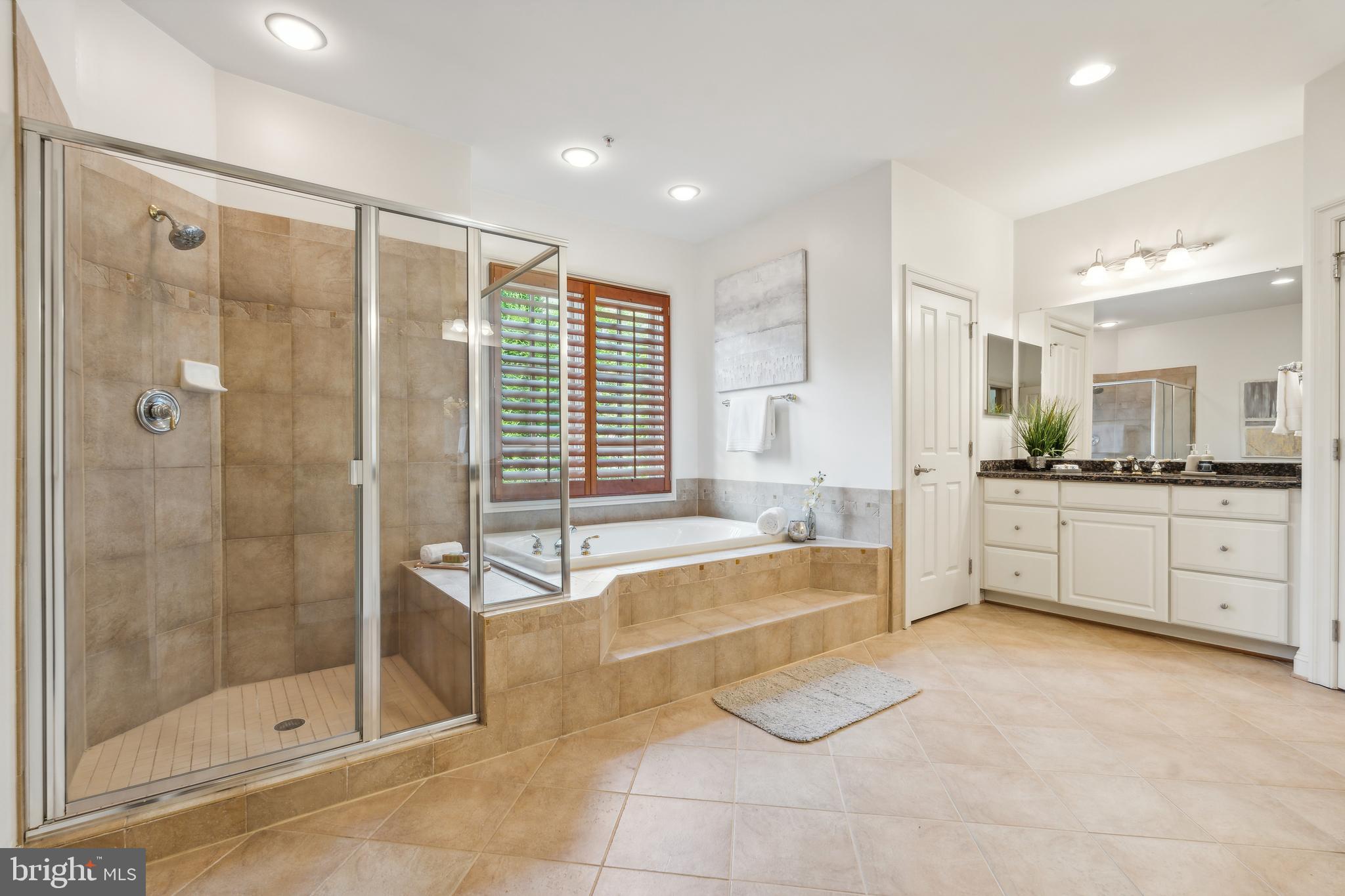 OAKS AT NORTH BETHESDA - Residential