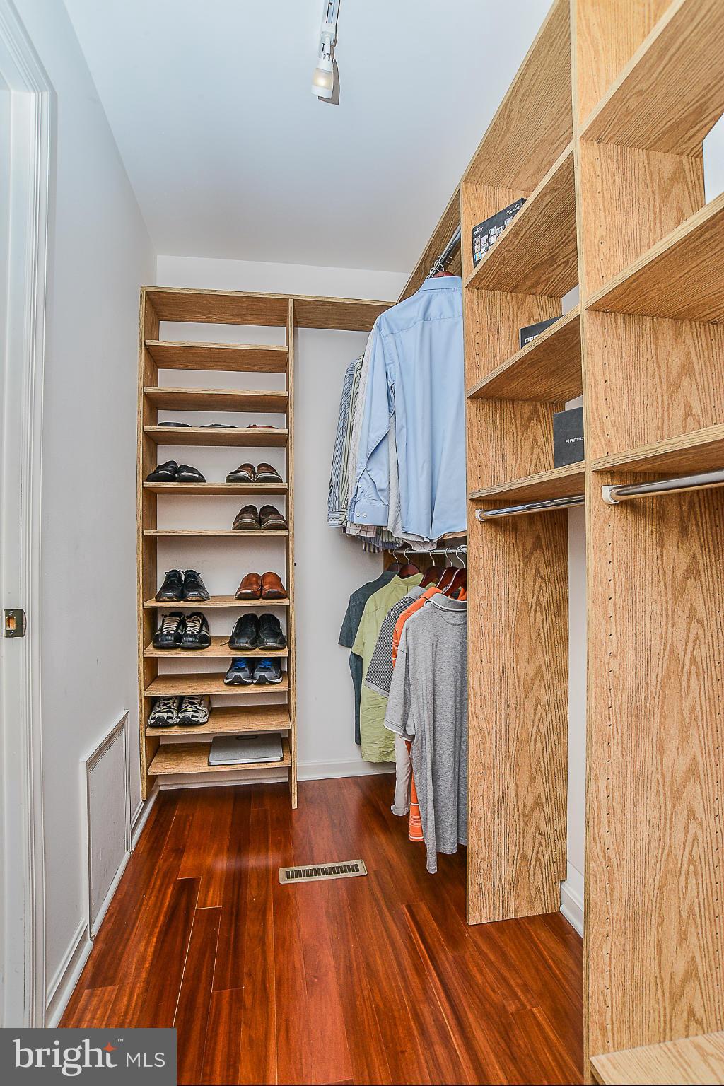 CLOVER HILL - Residential