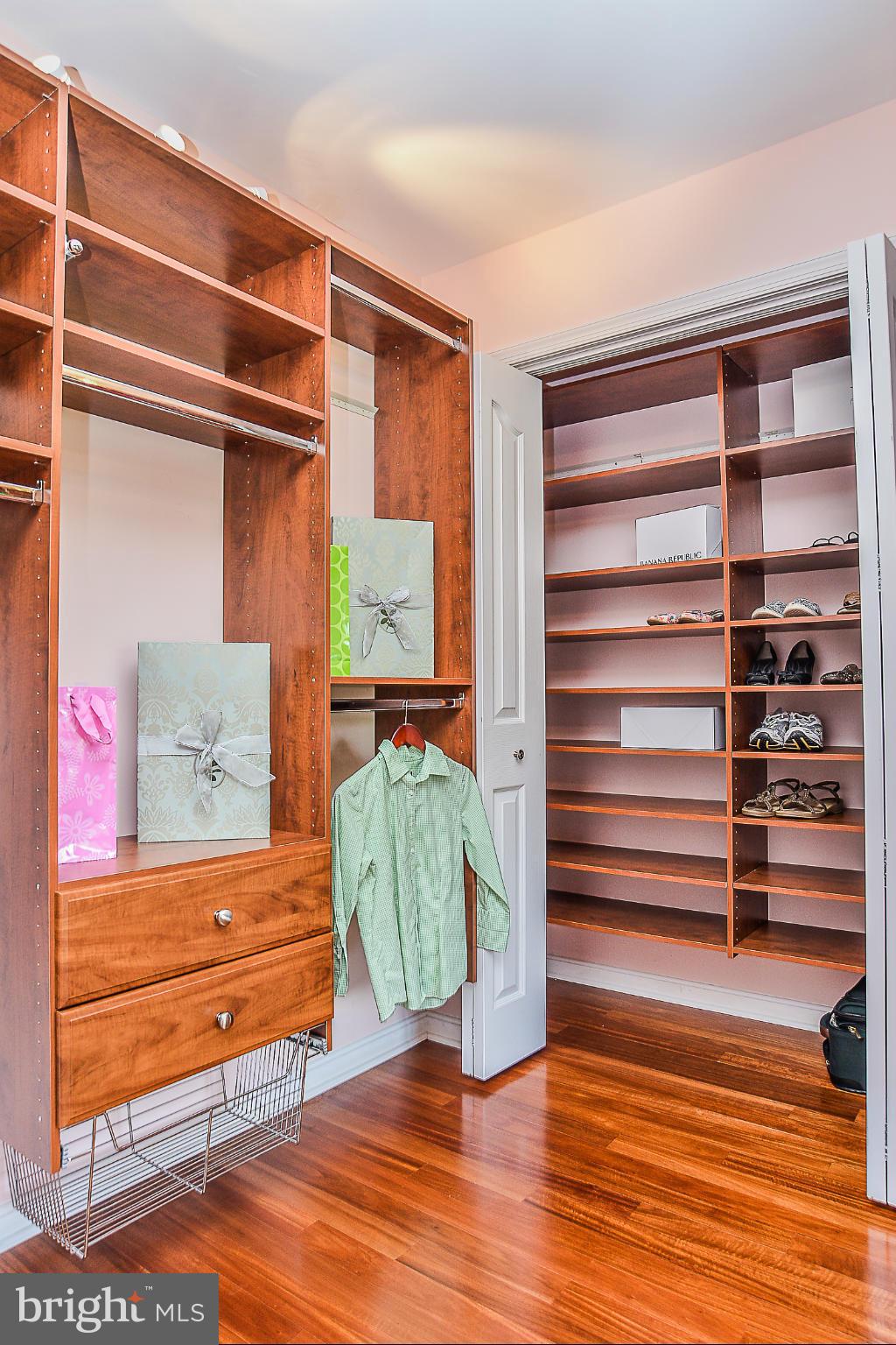 CLOVER HILL - Residential