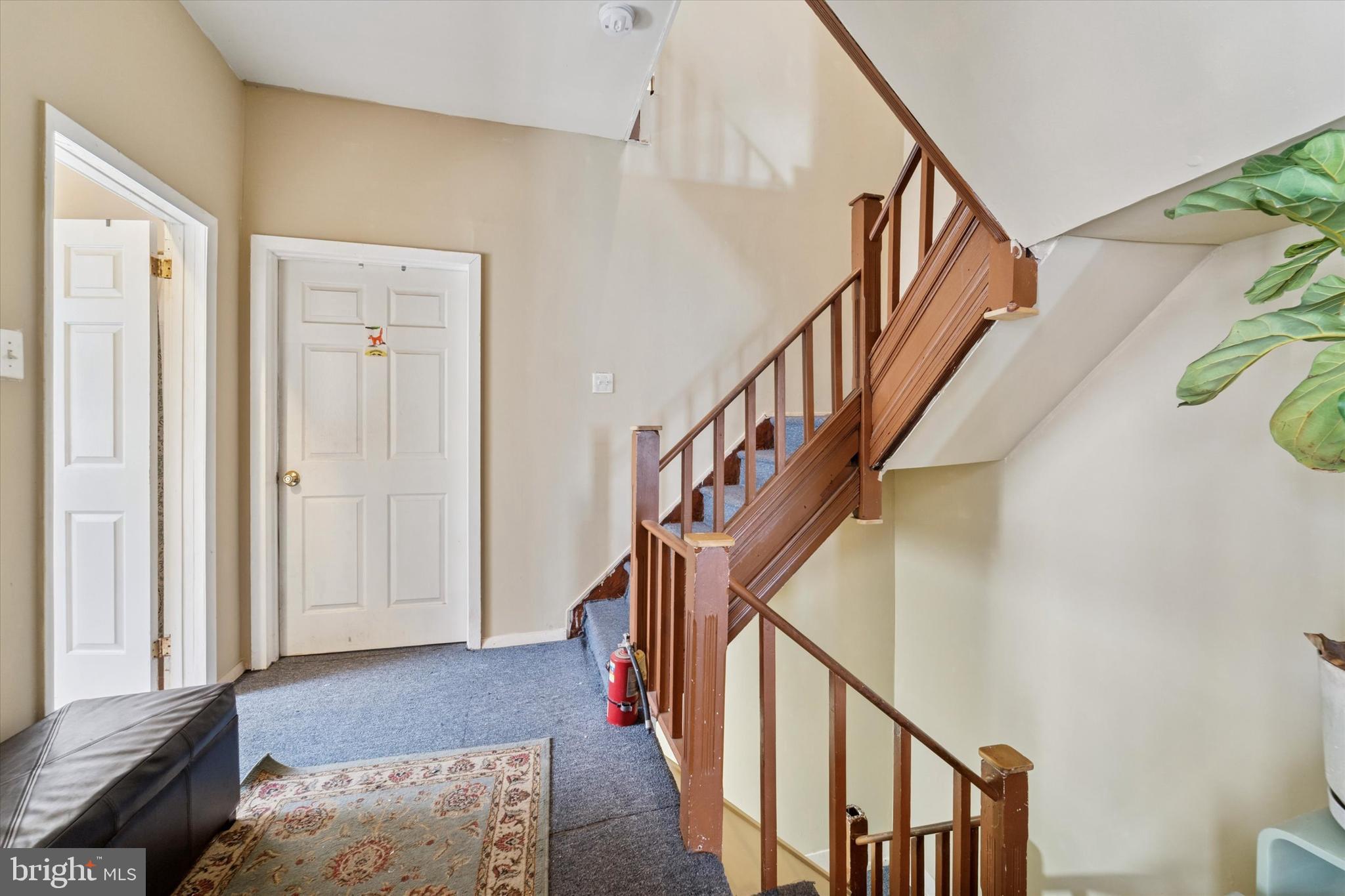 UNIVERSITY CITY - Residential