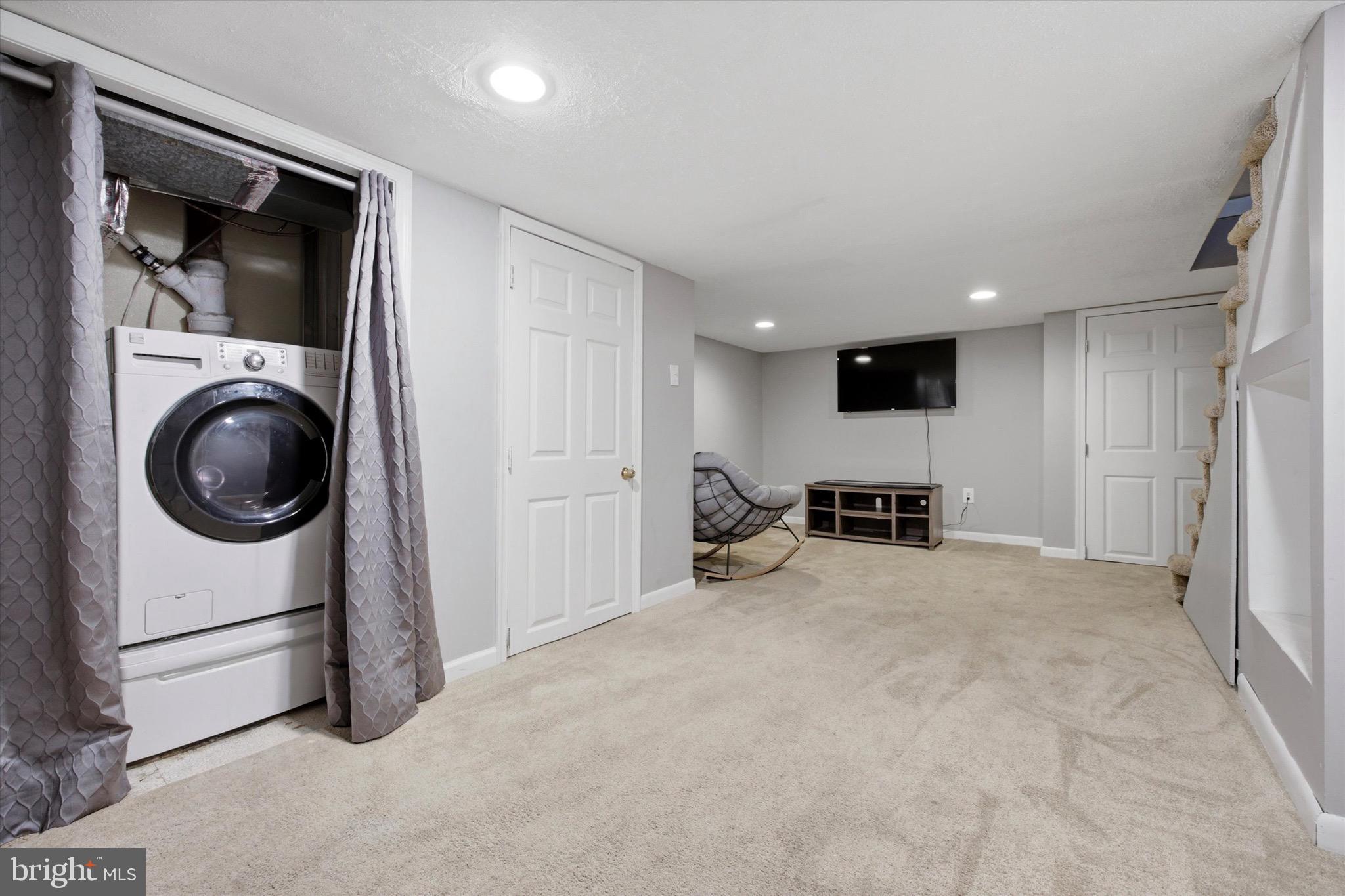 WESTBROOK PARK - Residential