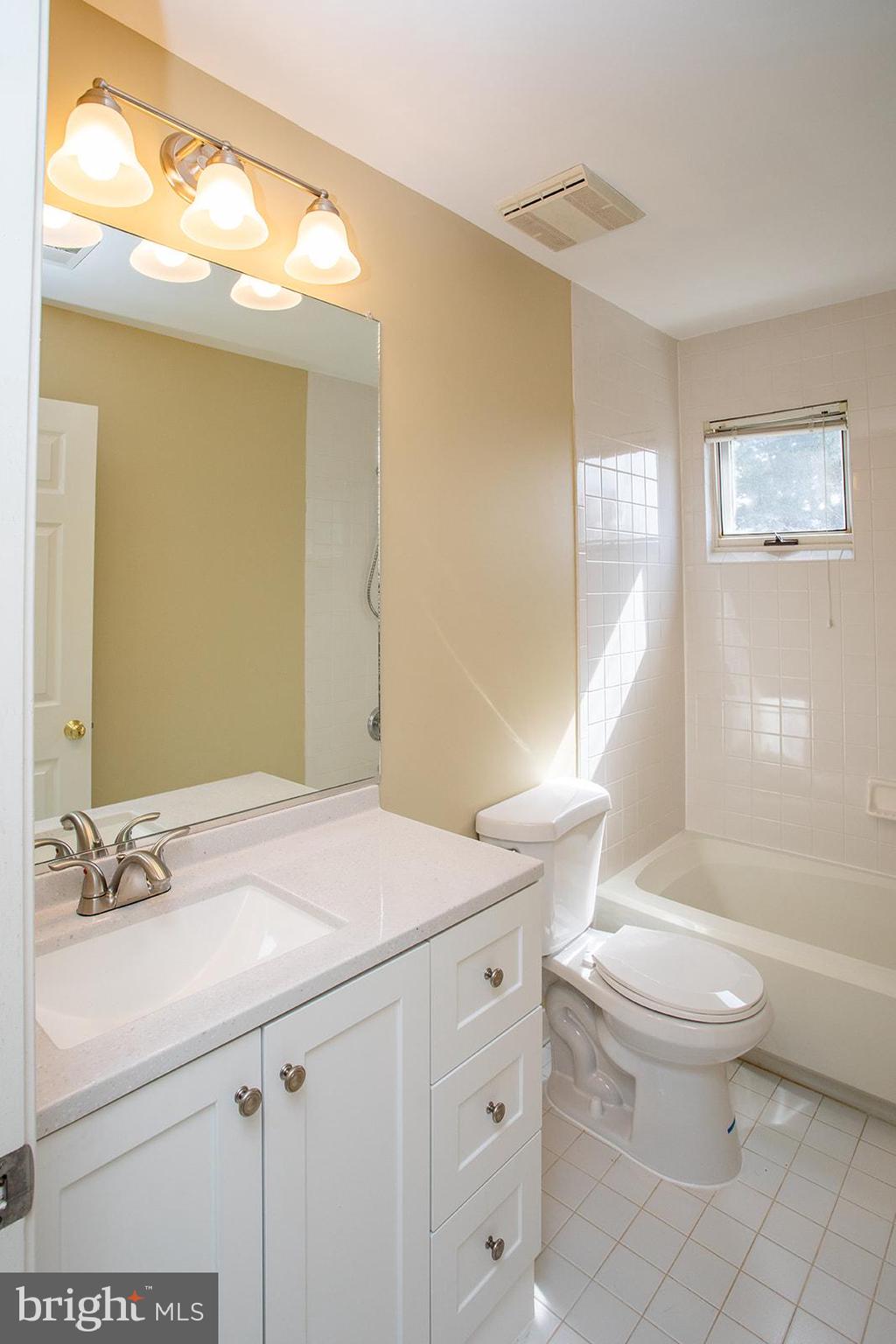 LEE HEIGHTS - Residential Lease