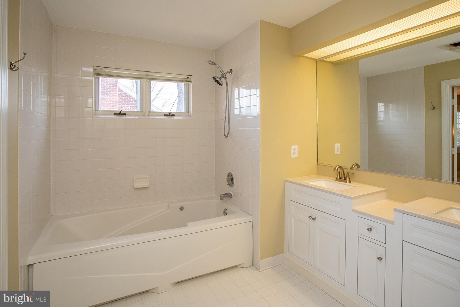 LEE HEIGHTS - Residential Lease