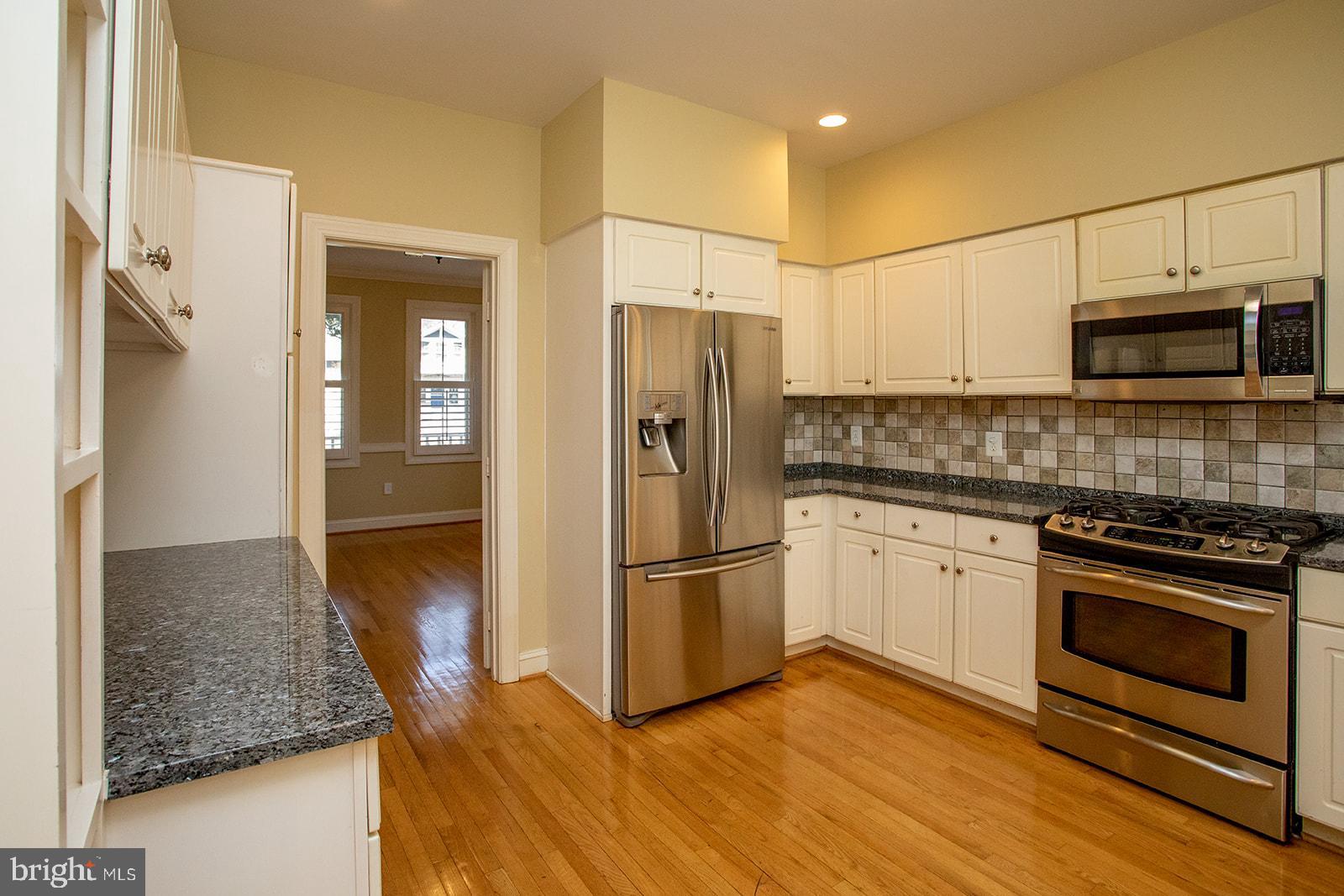 LEE HEIGHTS - Residential Lease