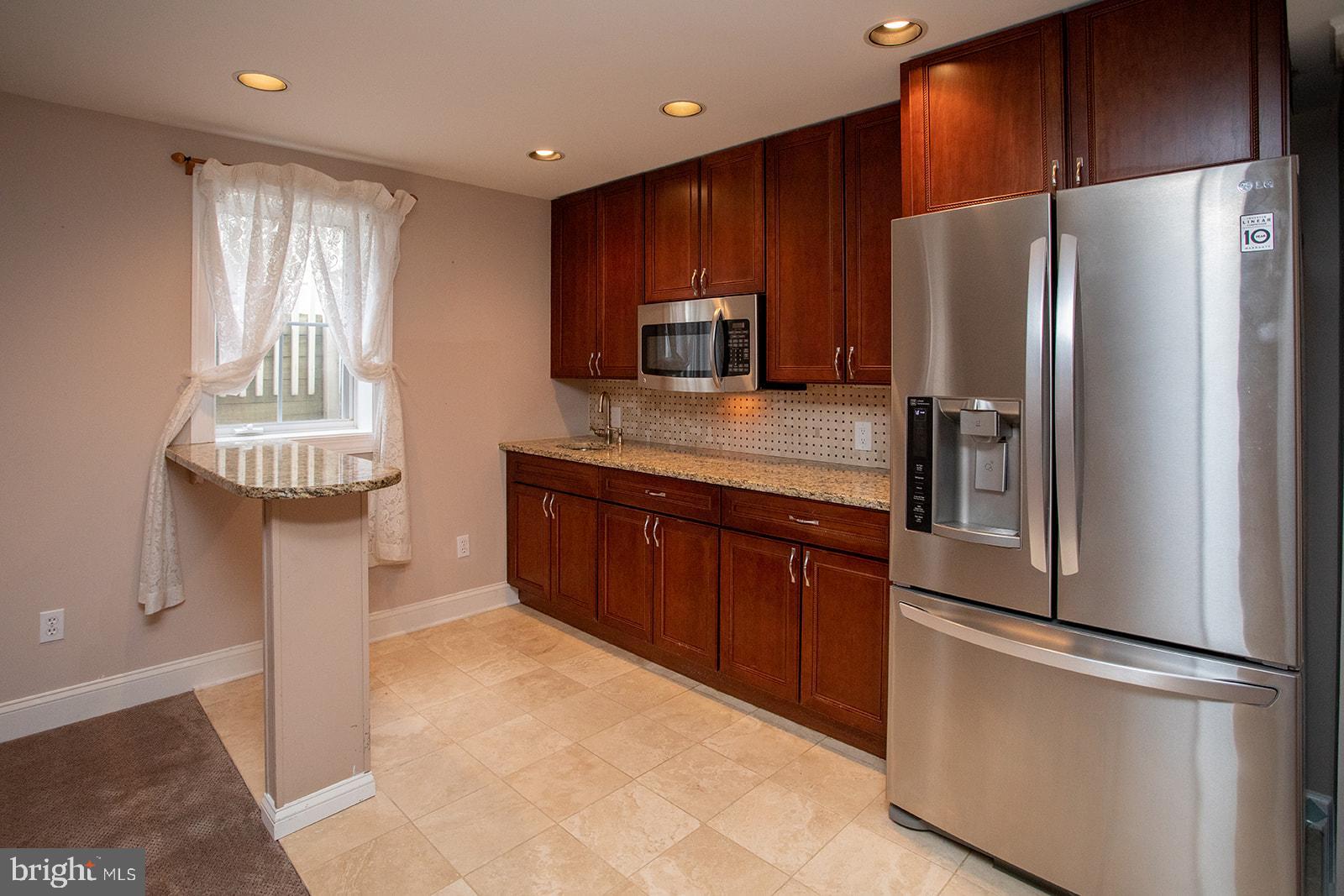 LEE HEIGHTS - Residential Lease