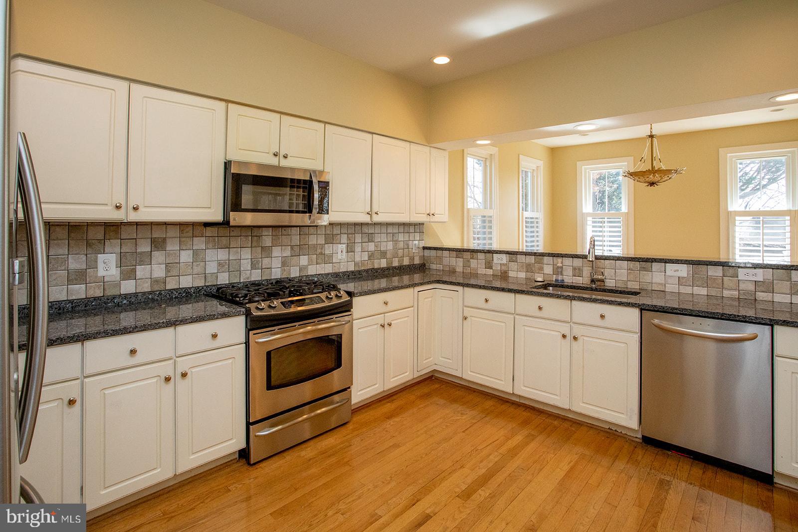 LEE HEIGHTS - Residential Lease