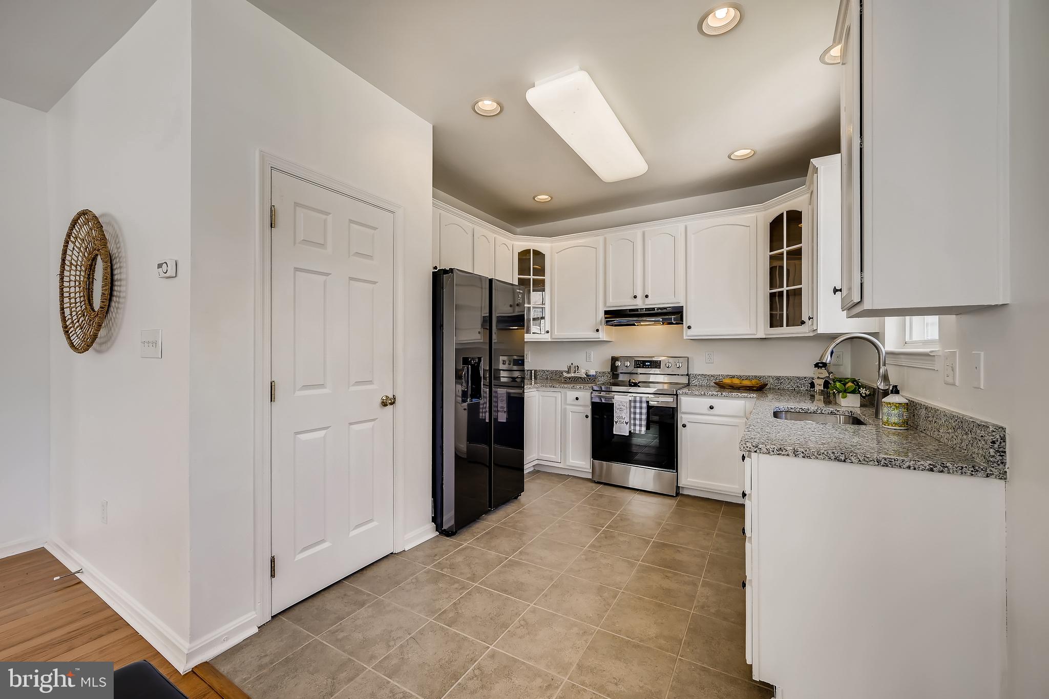 HOPEWELL POINTE - Residential