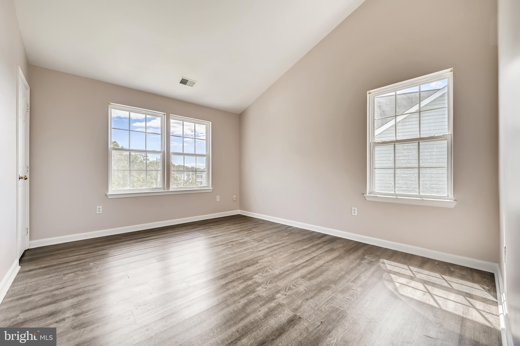 HOPEWELL POINTE - Residential