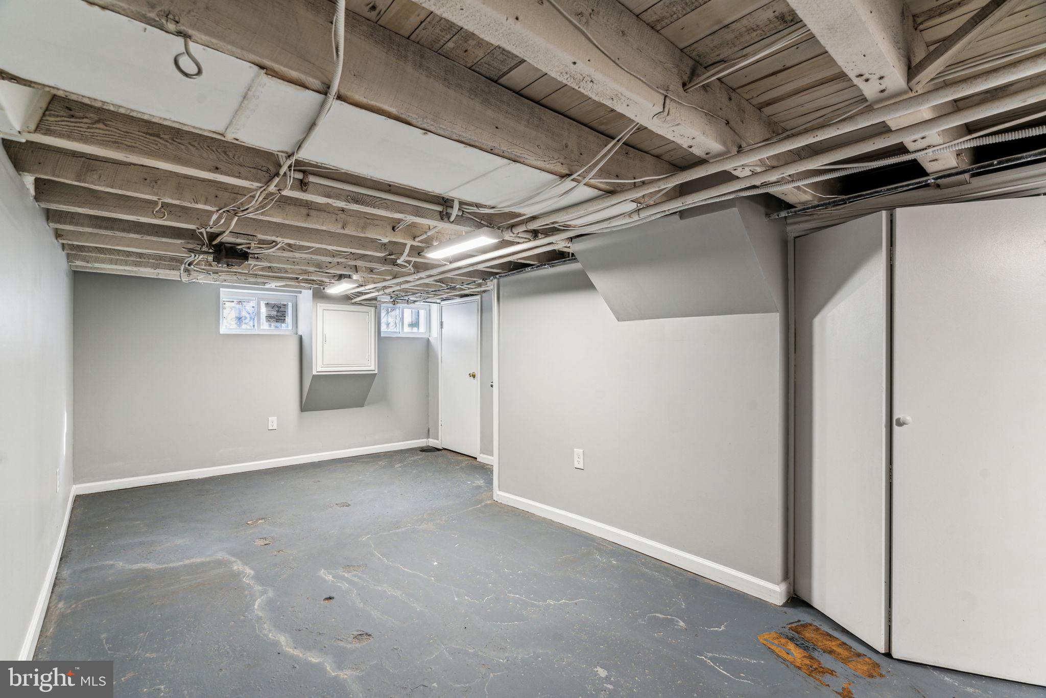 TEMPLE UNIVERSITY - Residential Income