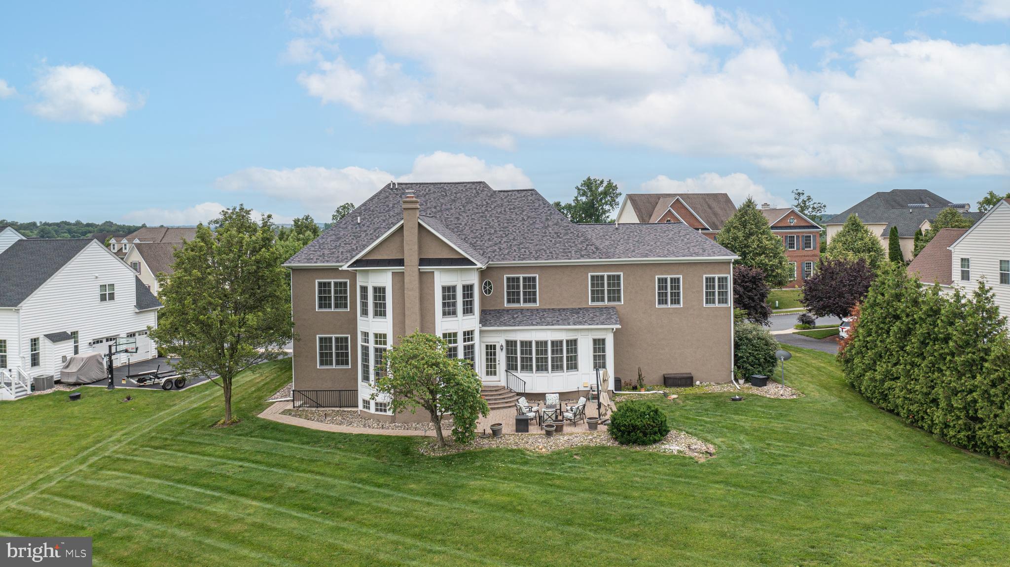 LEDERACH GOLF FAIRWY - Residential