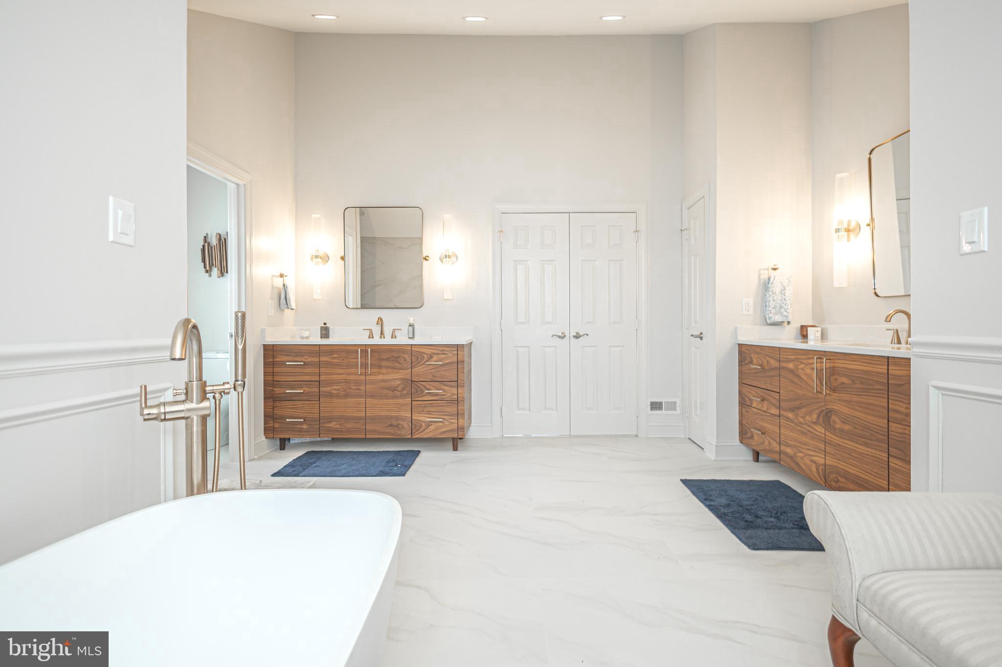 LEDERACH GOLF FAIRWY - Residential