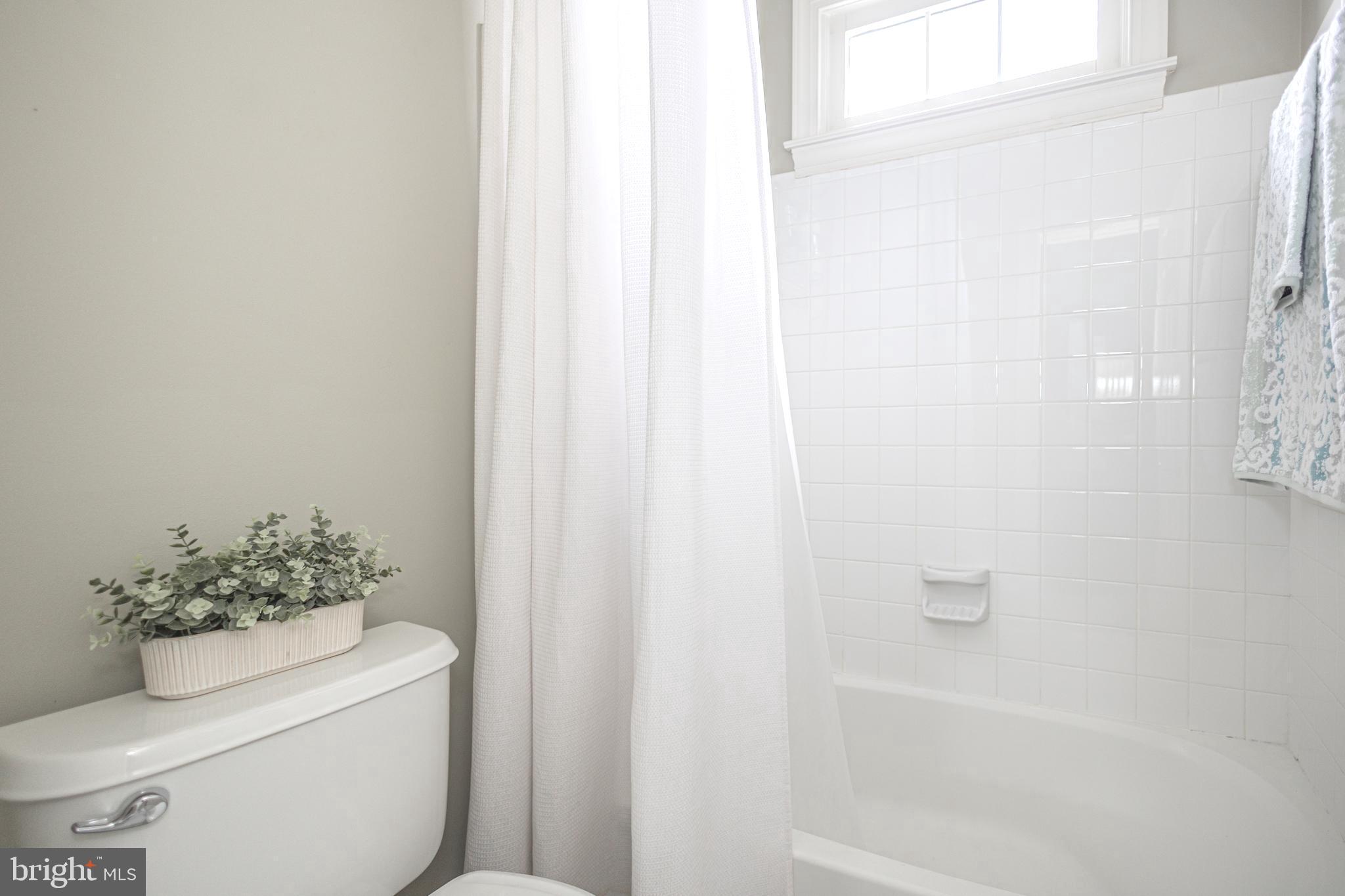 LEDERACH GOLF FAIRWY - Residential