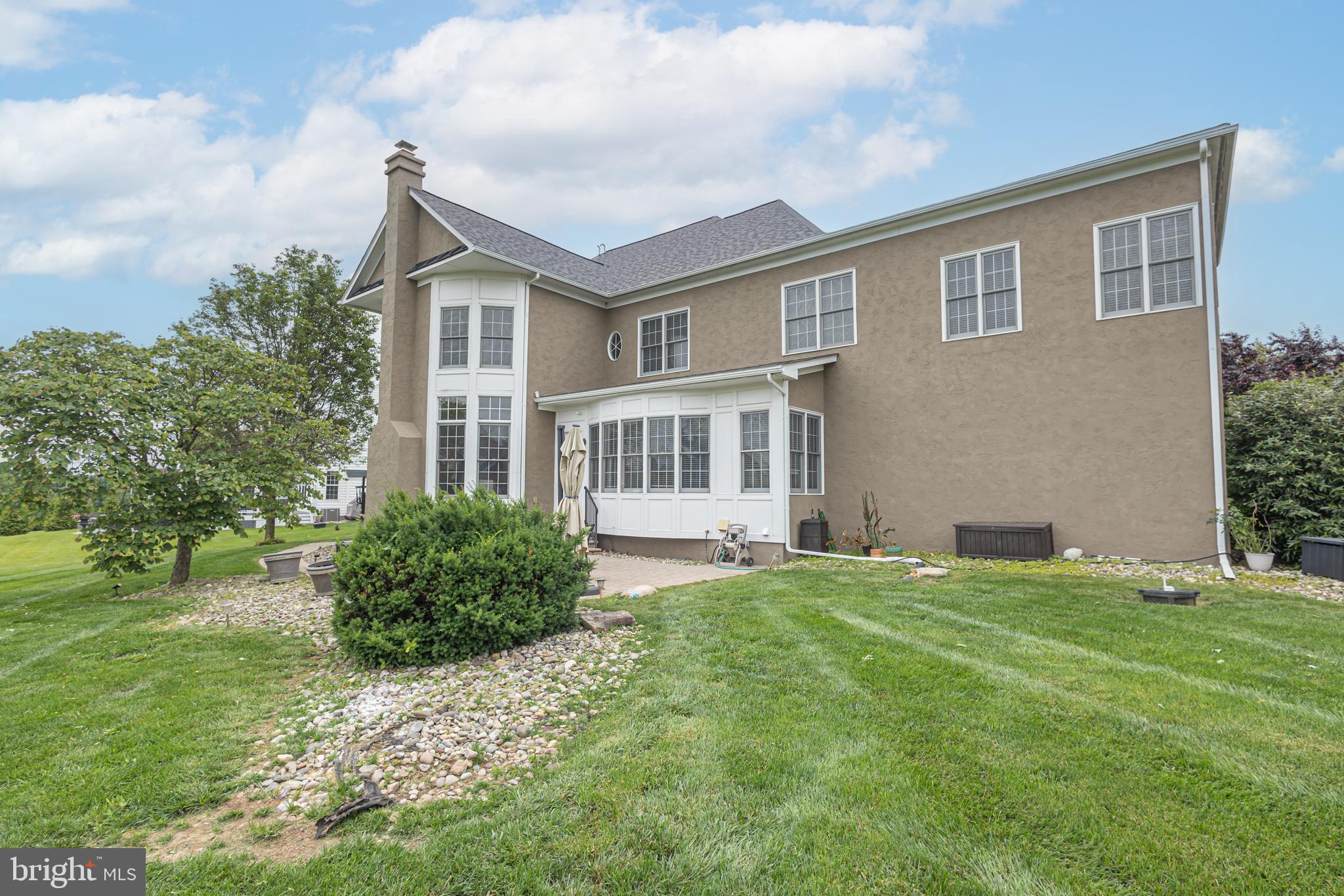 LEDERACH GOLF FAIRWY - Residential