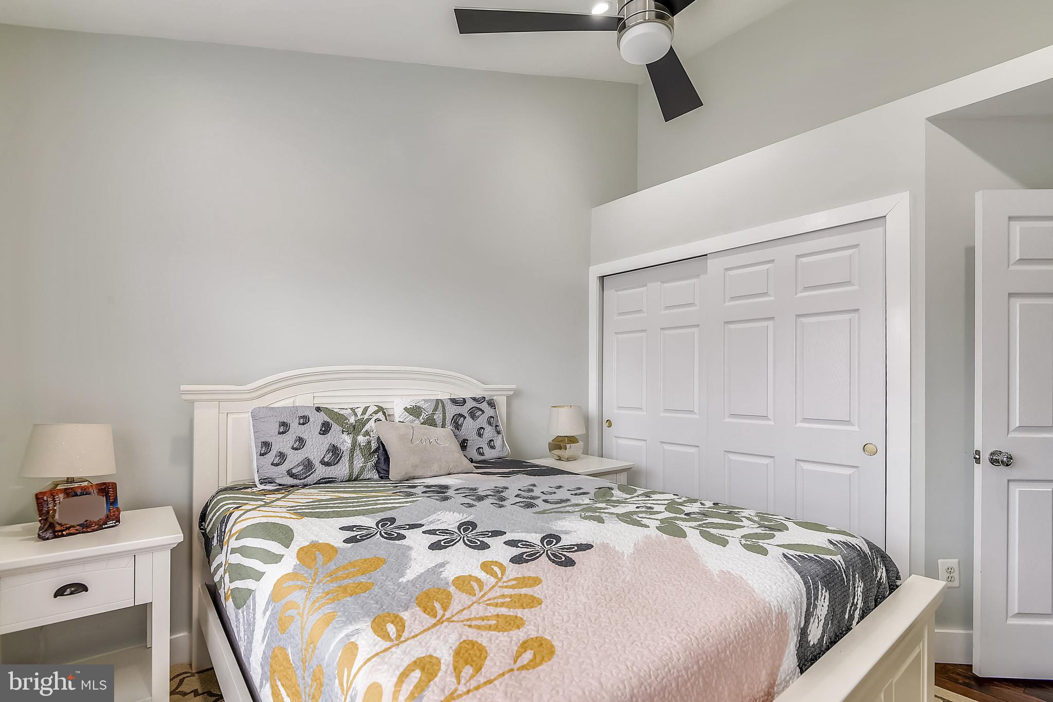 POTOMAC STATION - Residential