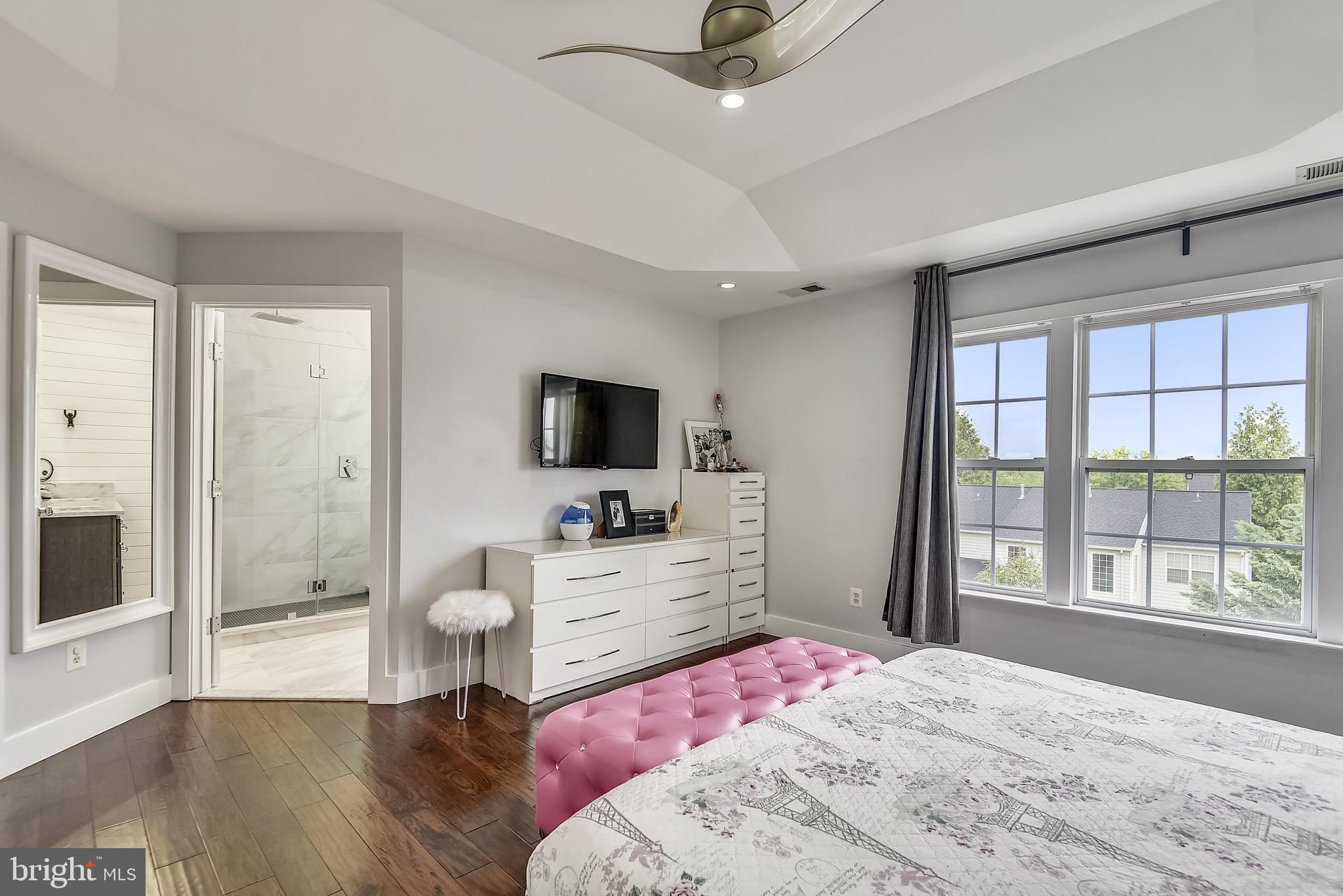 POTOMAC STATION - Residential