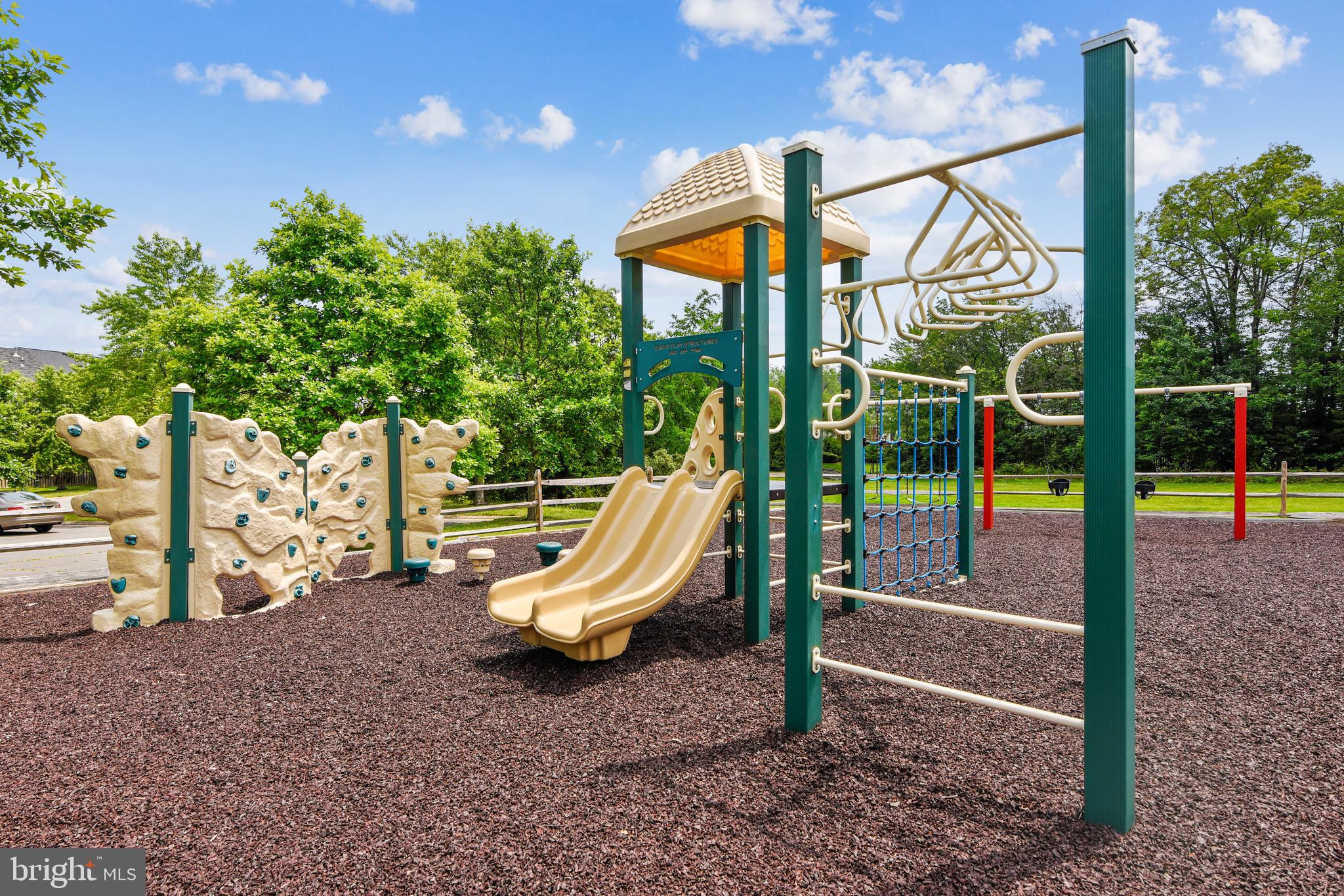 POTOMAC STATION - Residential