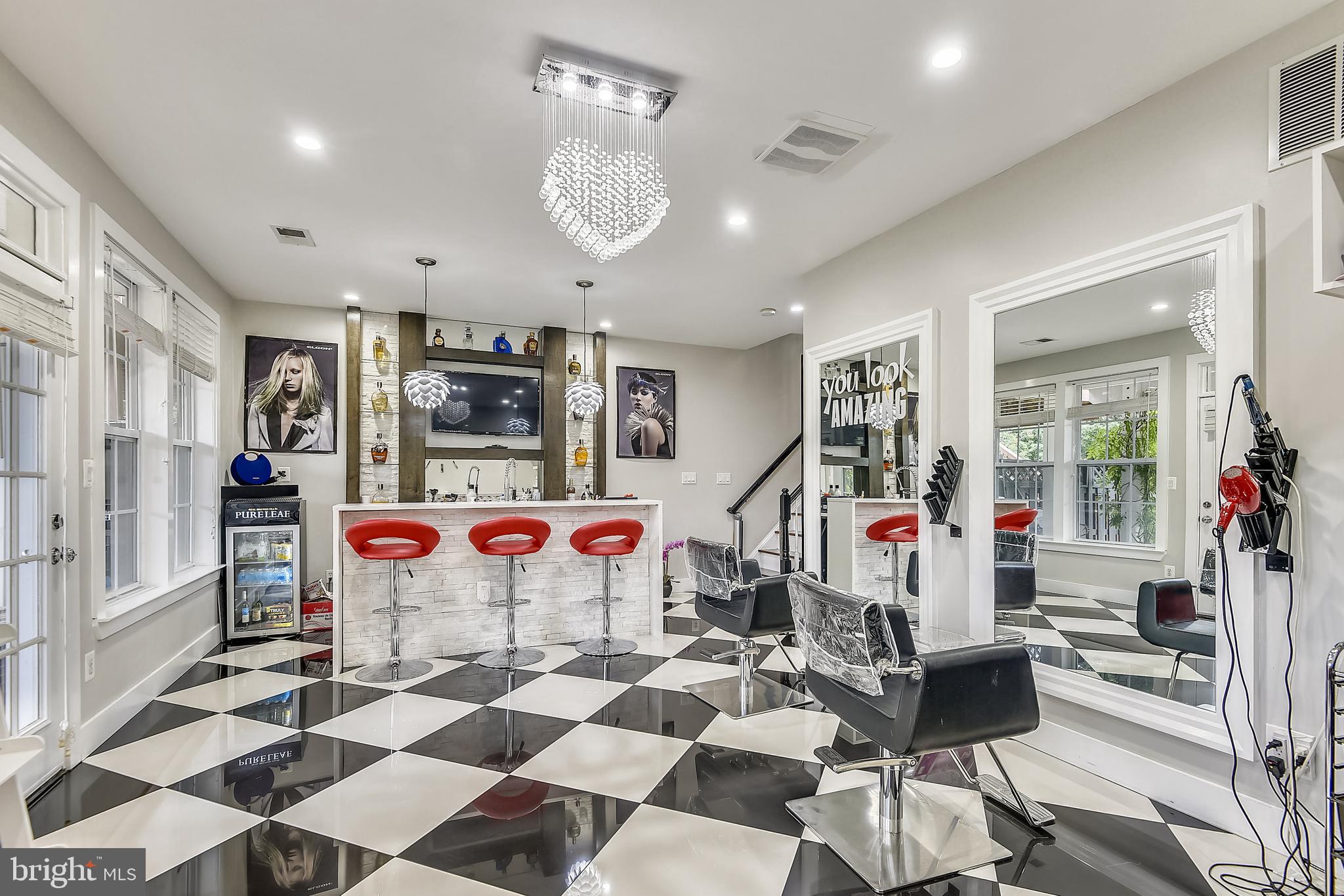 POTOMAC STATION - Residential