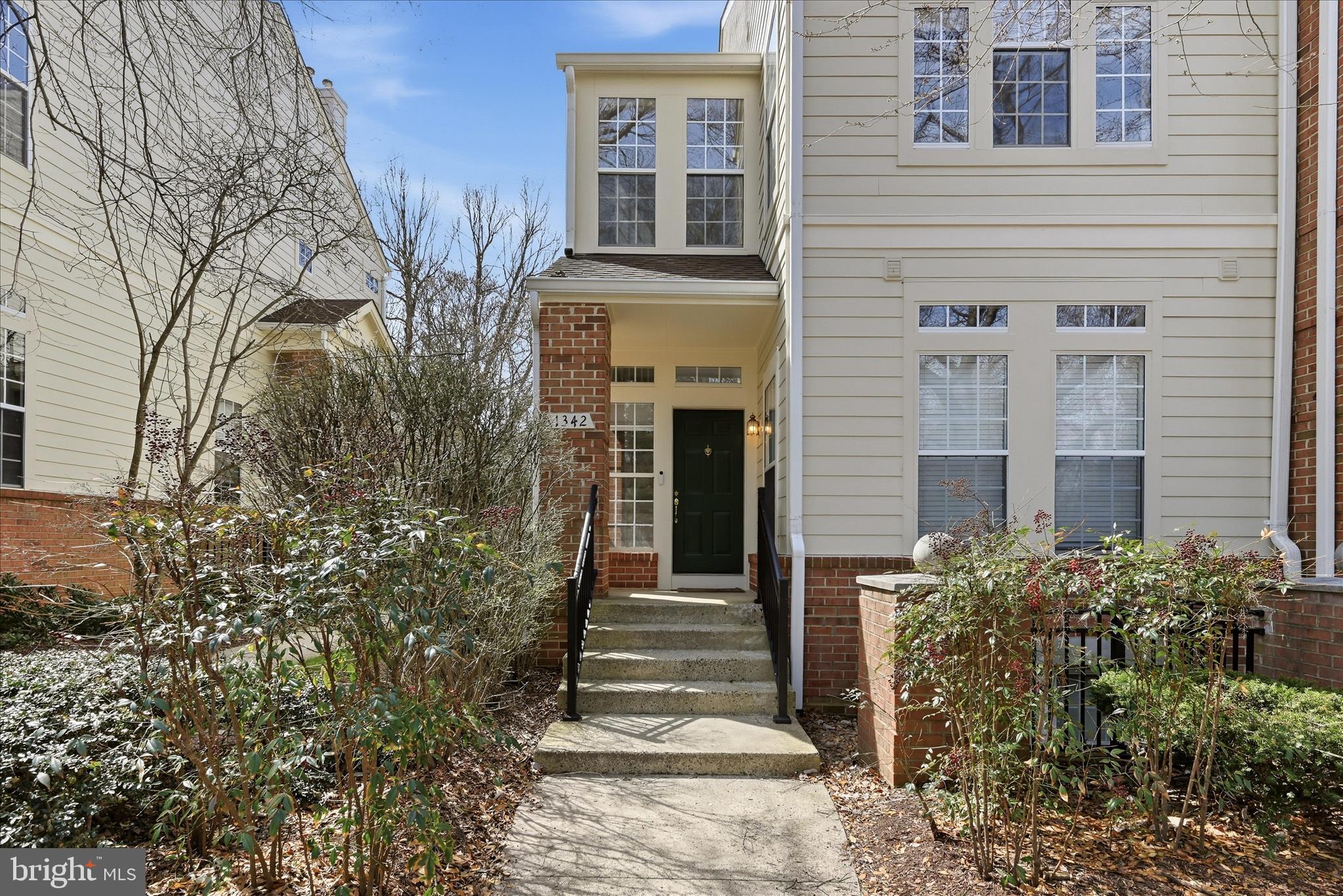 1342 GARDEN WALL CIRCLE 503