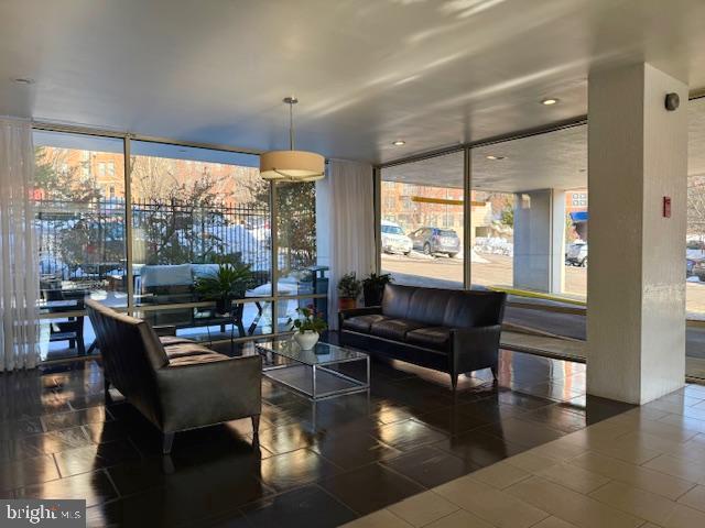 1210 N TAFT STREET 508