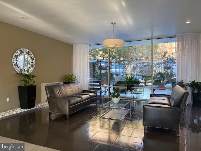 1210 N TAFT STREET 508