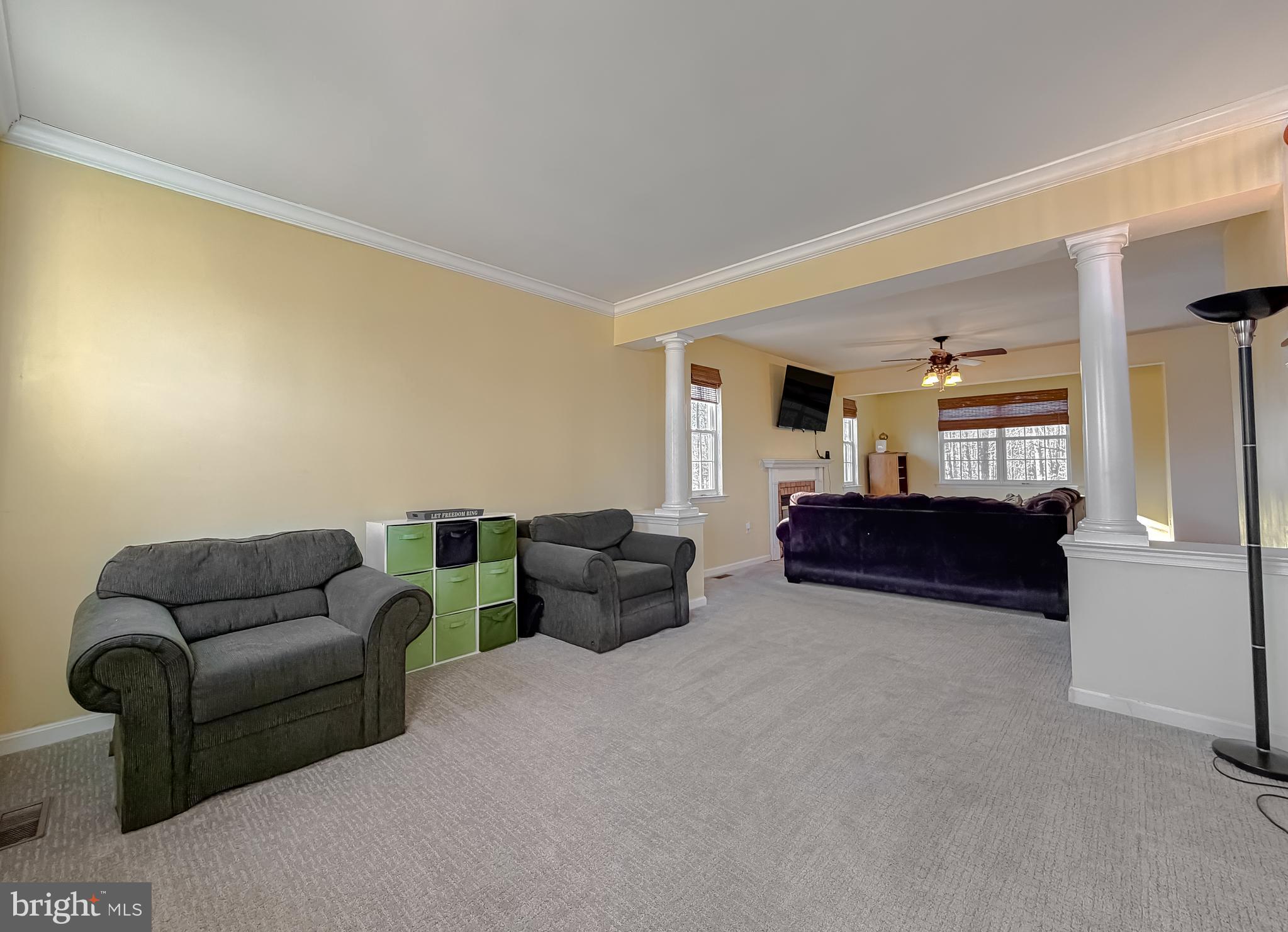 OAKWOOD MANOR - Residential