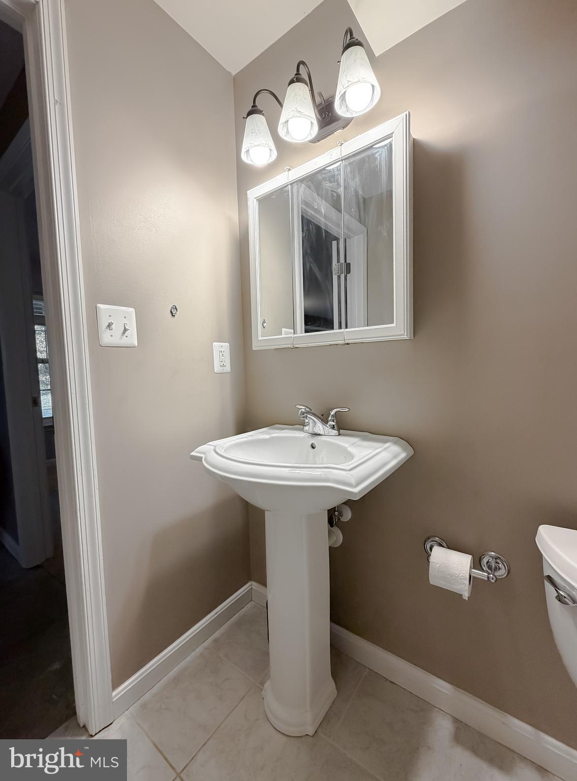 OAKWOOD MANOR - Residential