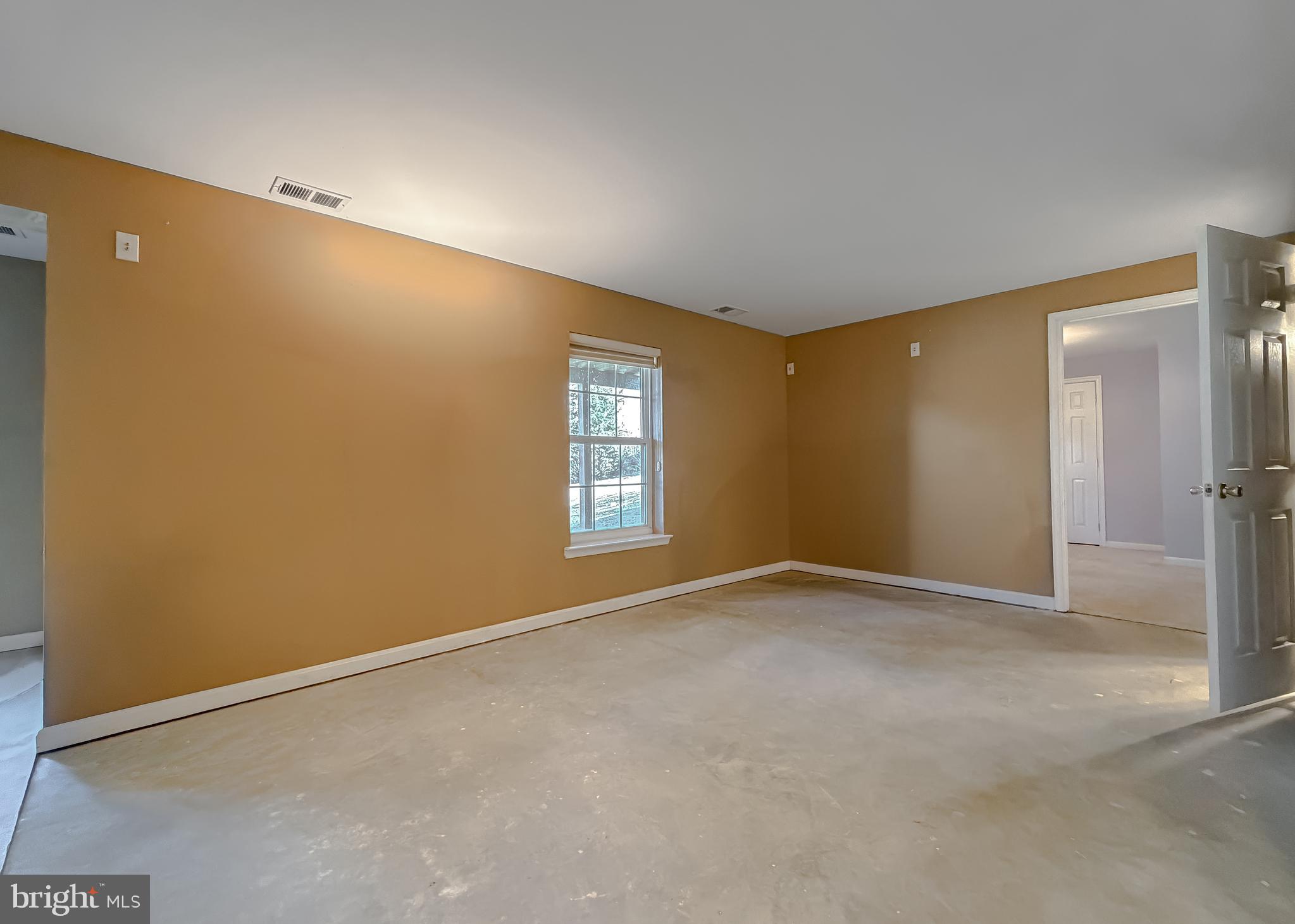 OAKWOOD MANOR - Residential