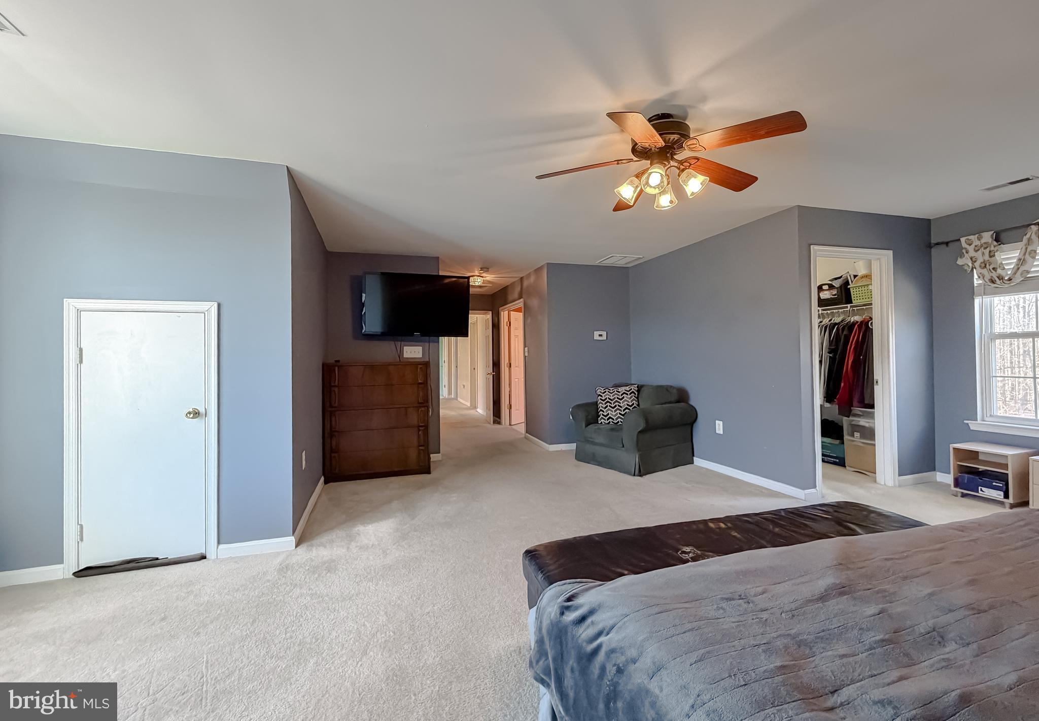 OAKWOOD MANOR - Residential