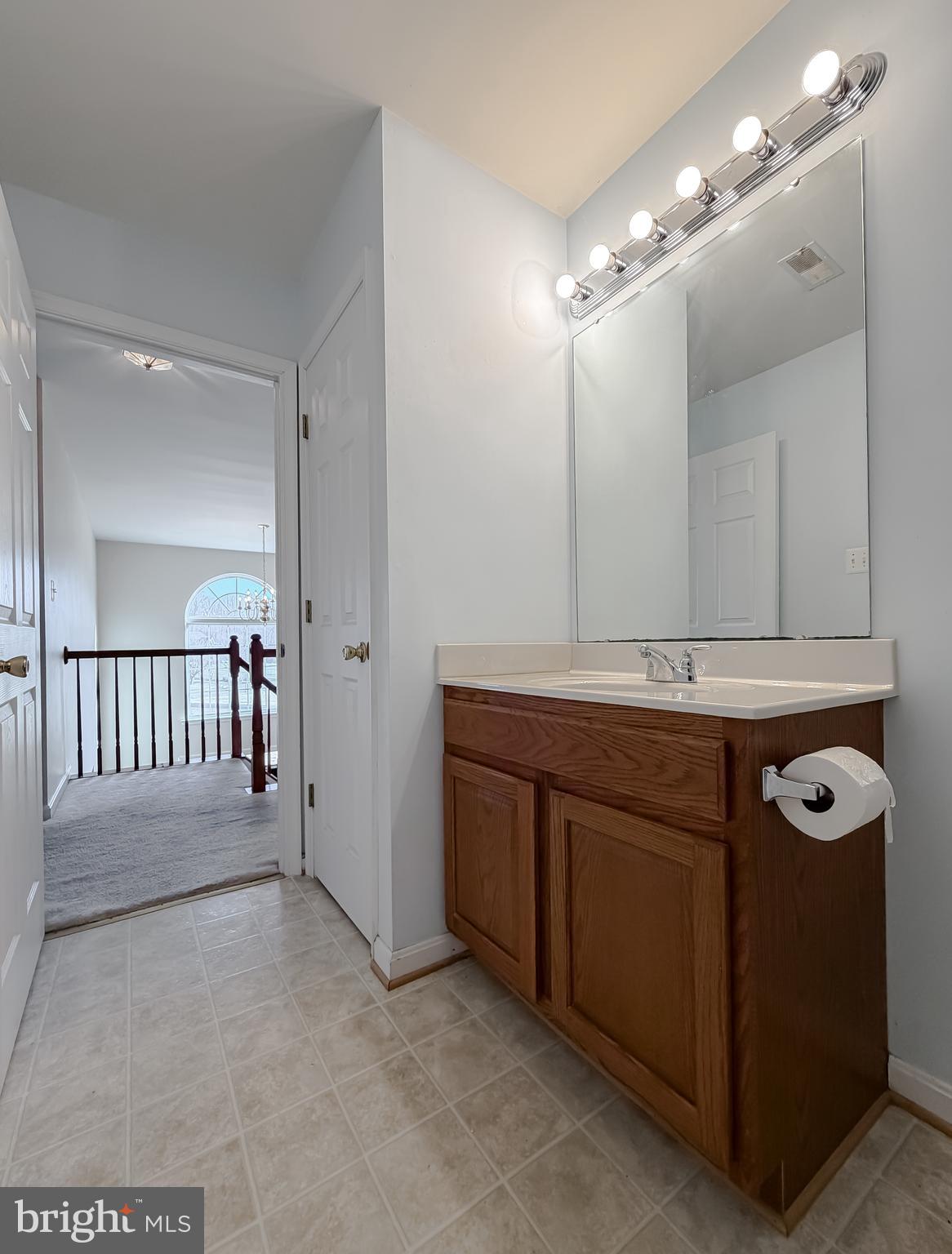 OAKWOOD MANOR - Residential