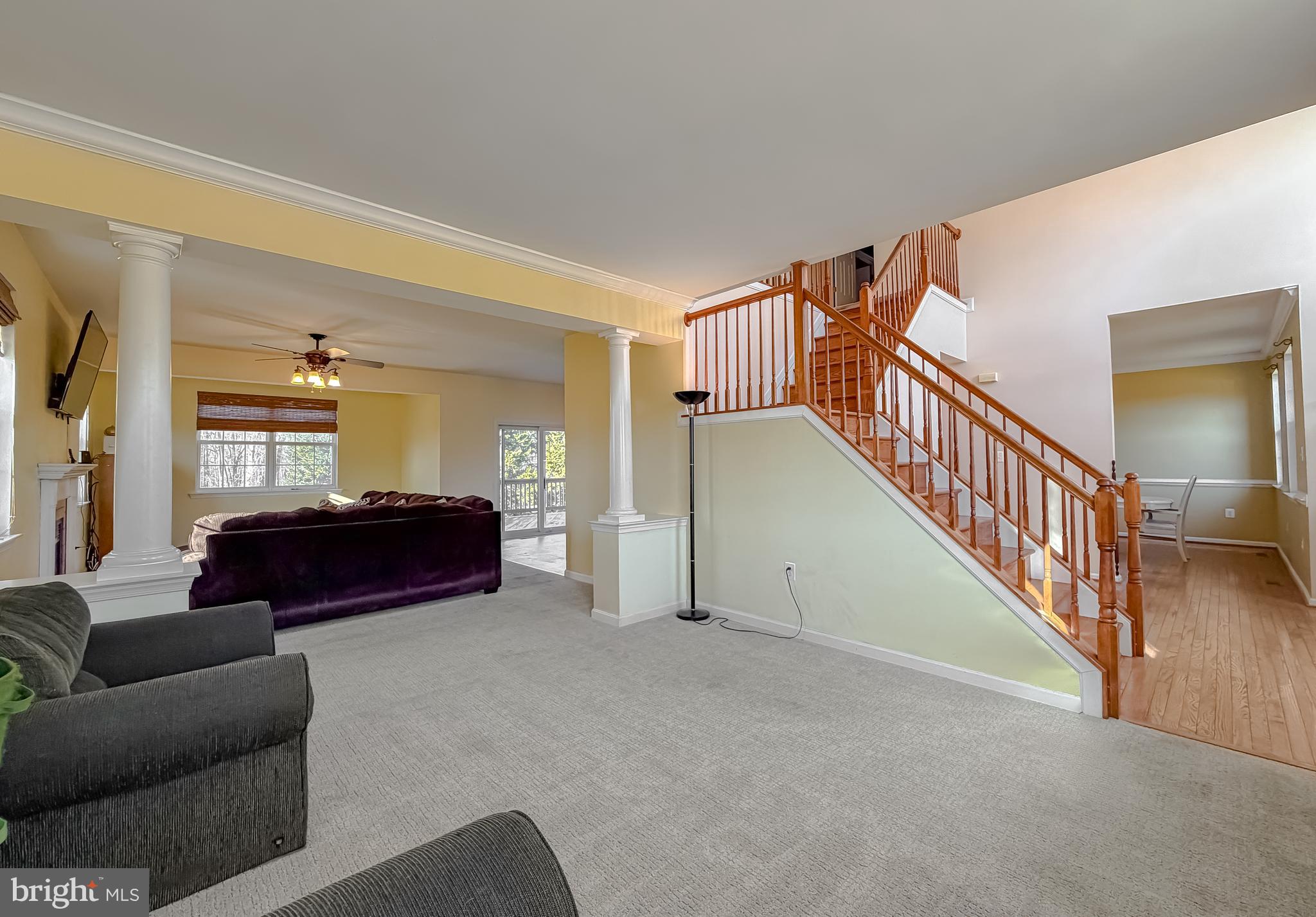 OAKWOOD MANOR - Residential