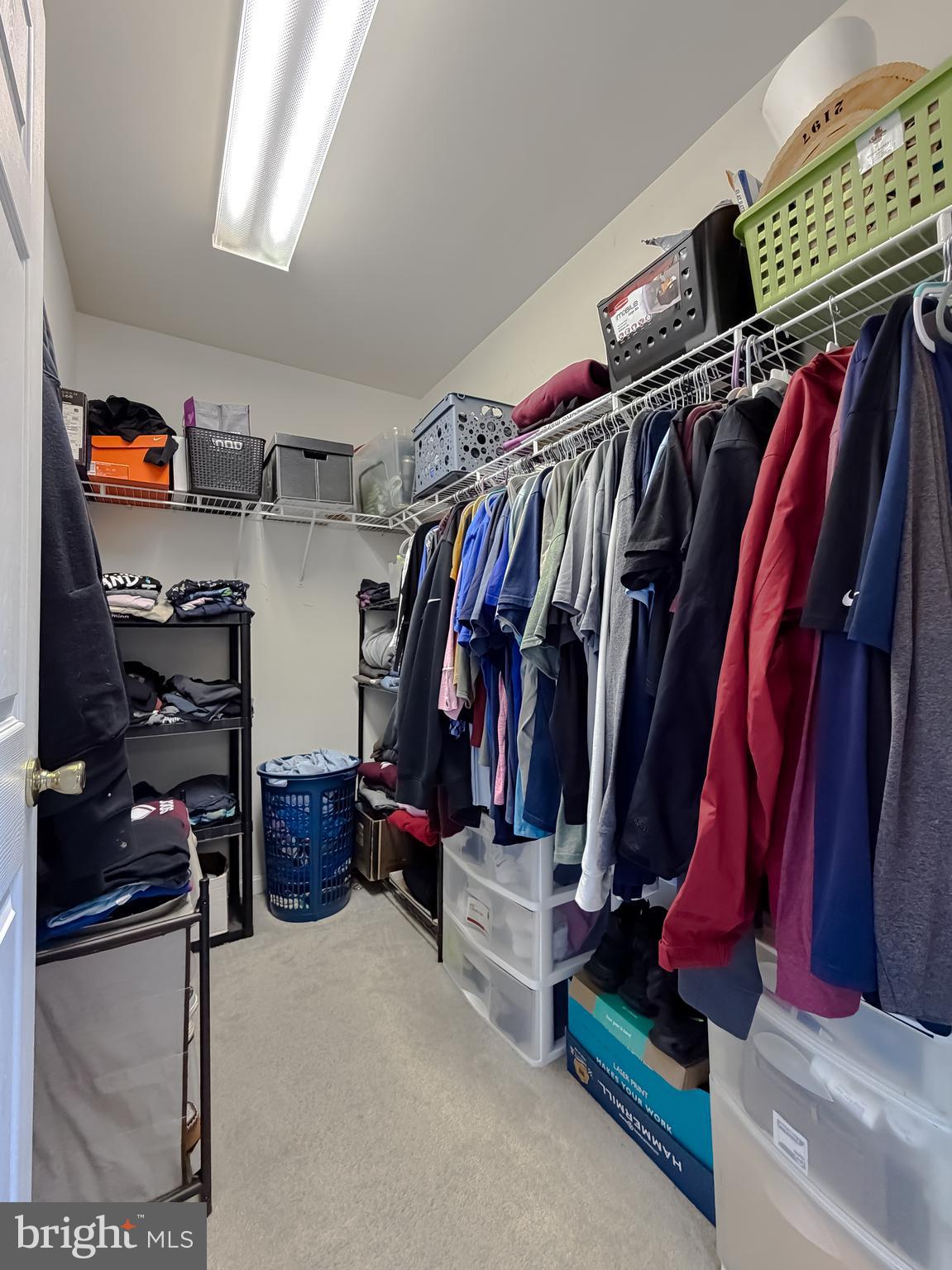 OAKWOOD MANOR - Residential