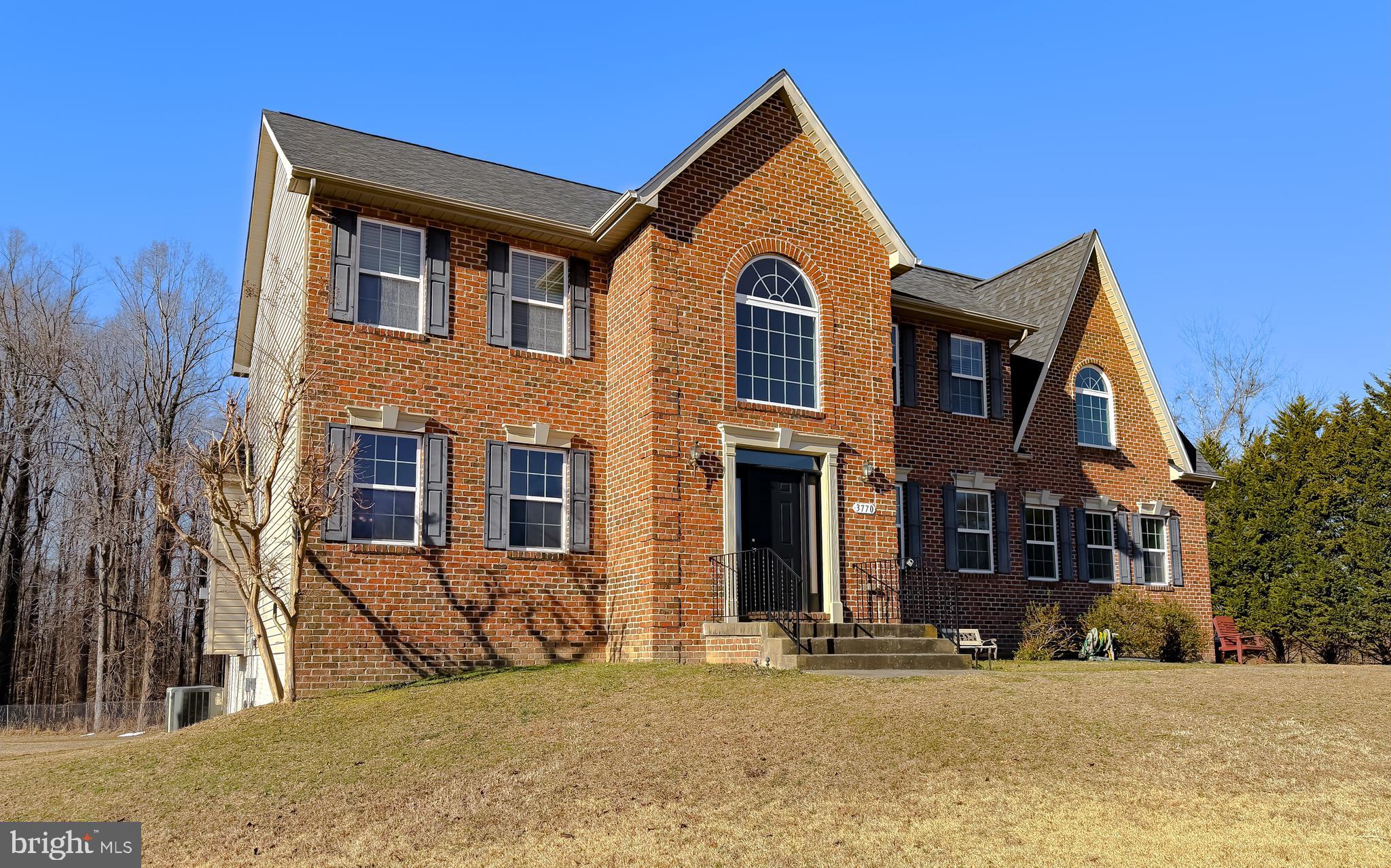 OAKWOOD MANOR - Residential