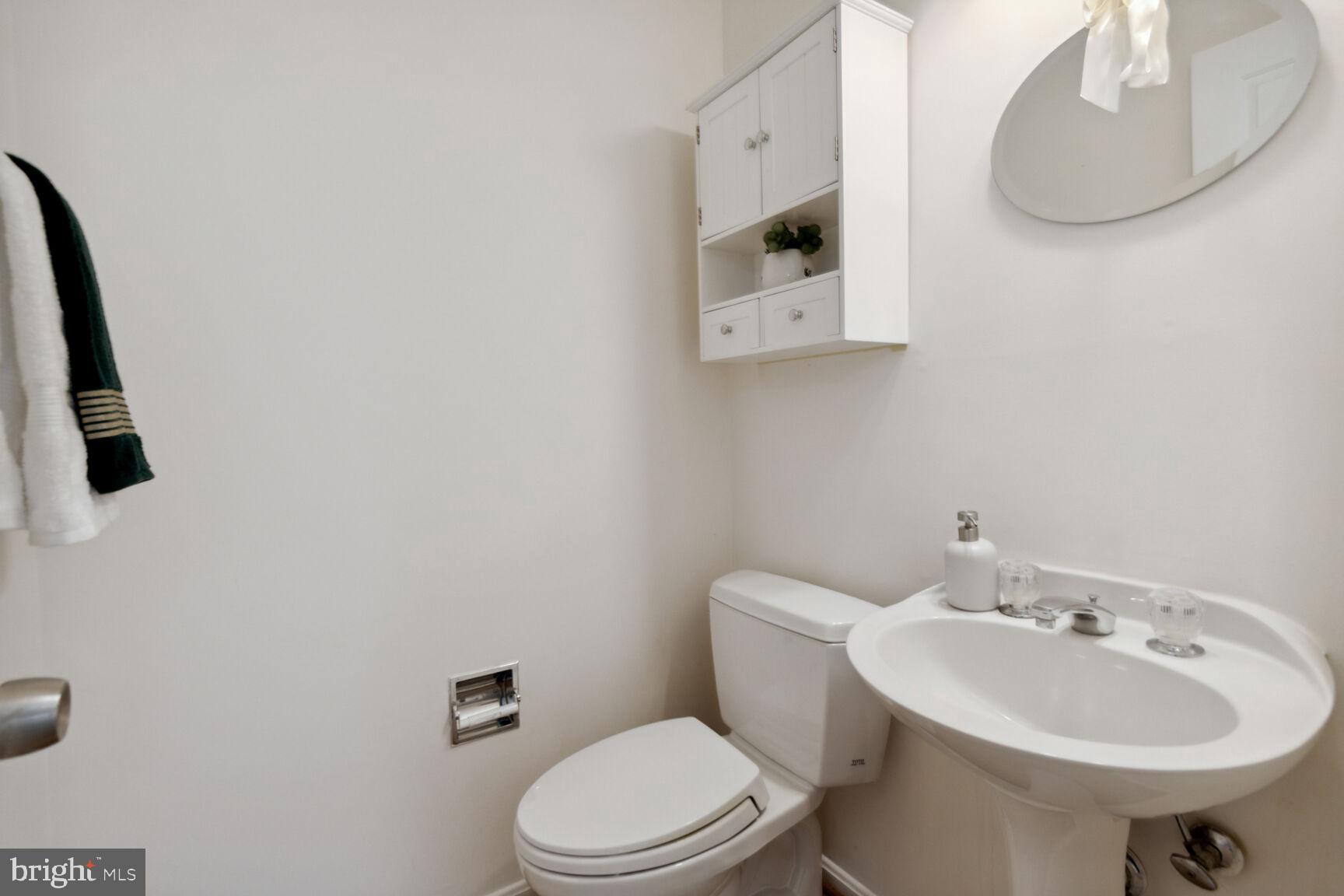 CONNECTICUT GARDENS - Residential