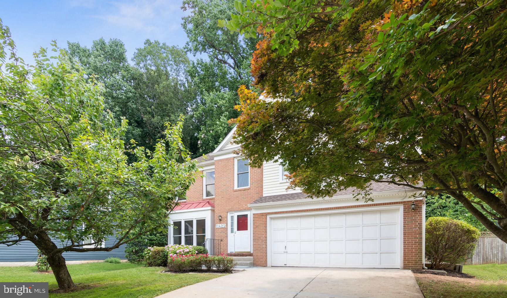 CONNECTICUT GARDENS - Residential