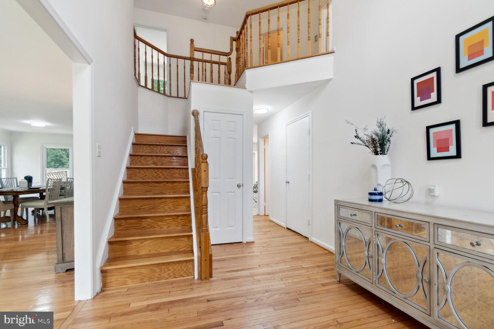 CONNECTICUT GARDENS - Residential