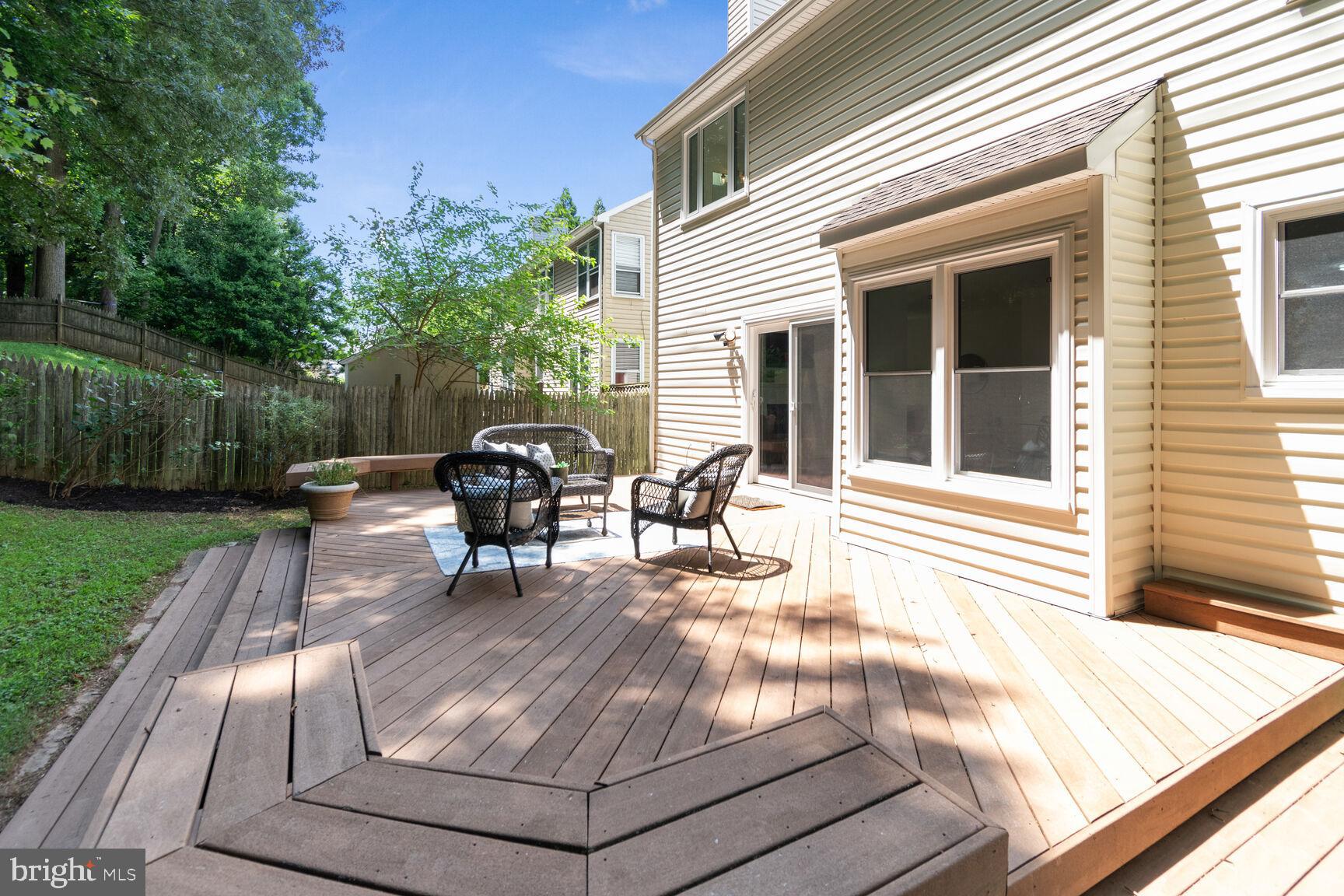 CONNECTICUT GARDENS - Residential