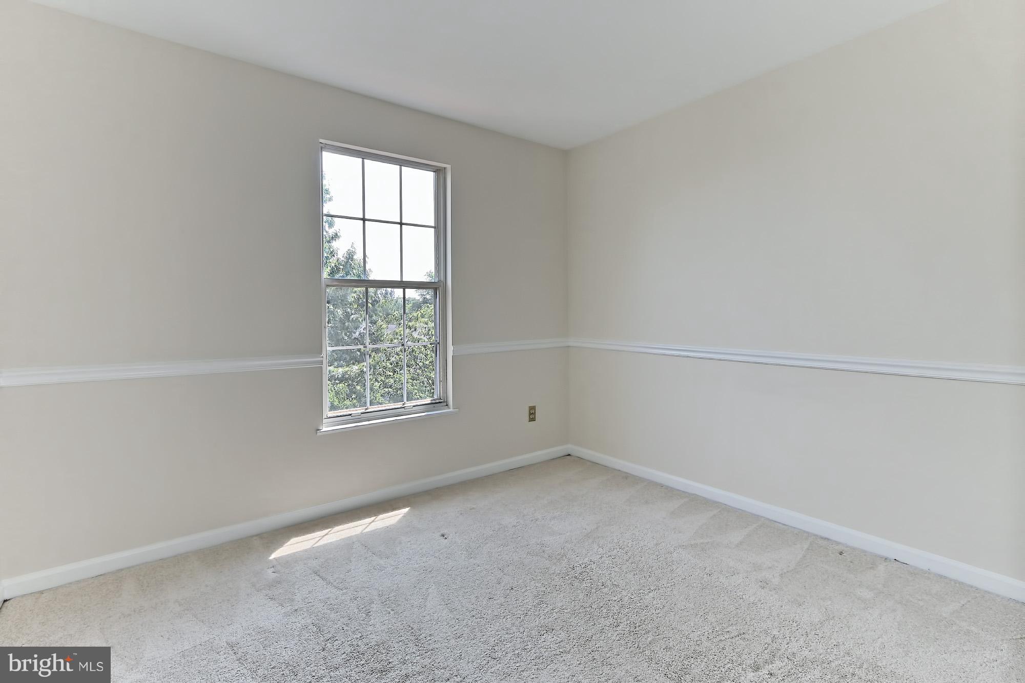 ASHBURN FARM - Residential