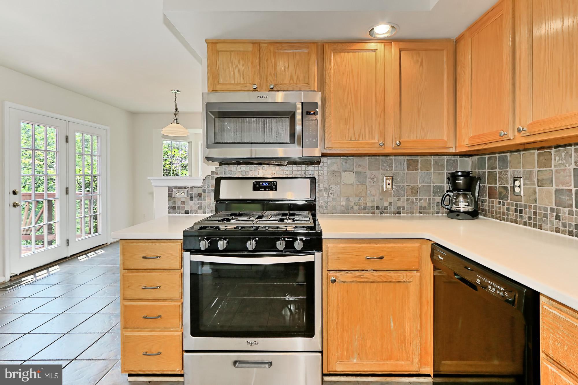 ASHBURN FARM - Residential