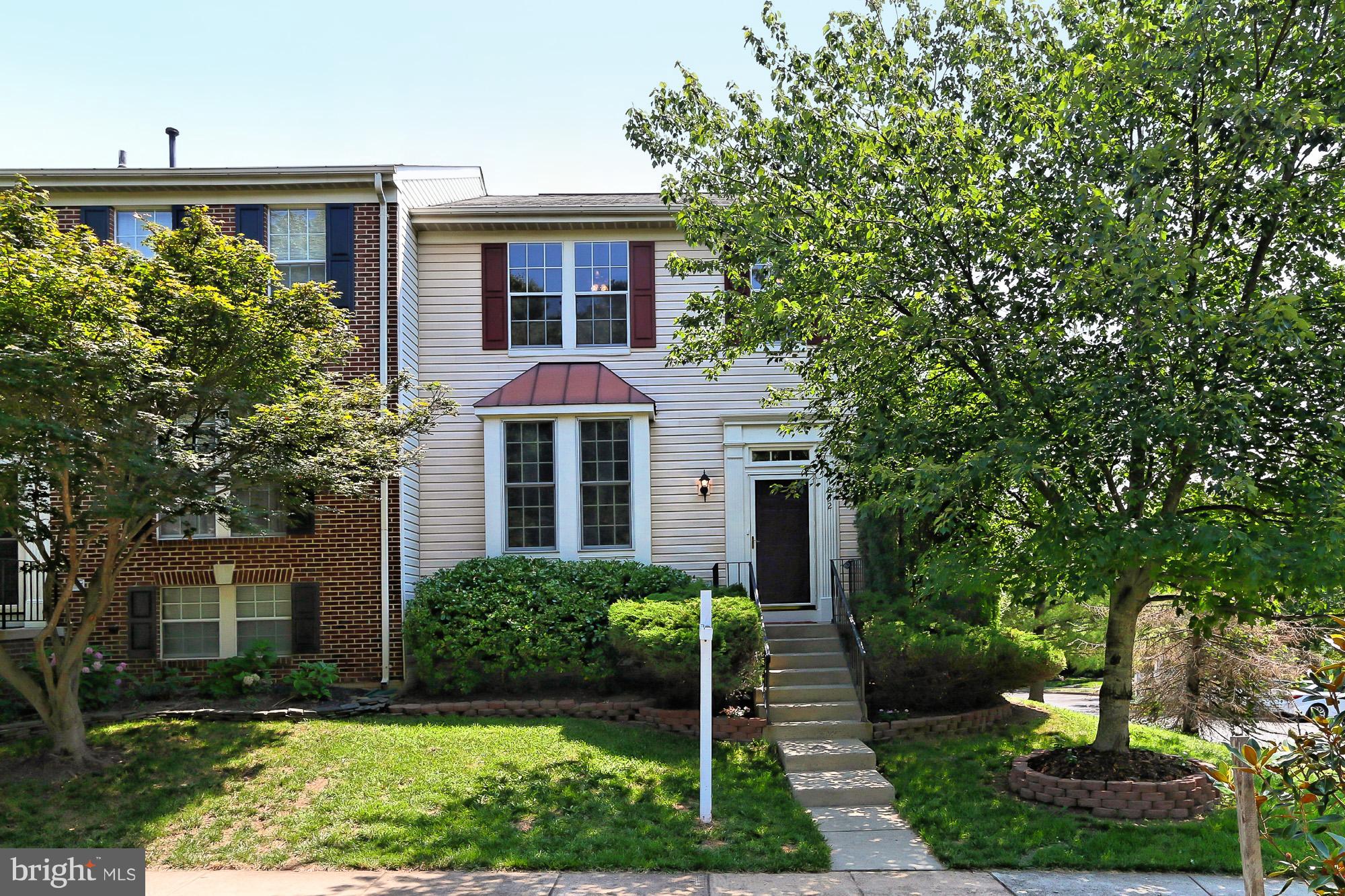 ASHBURN FARM - Residential
