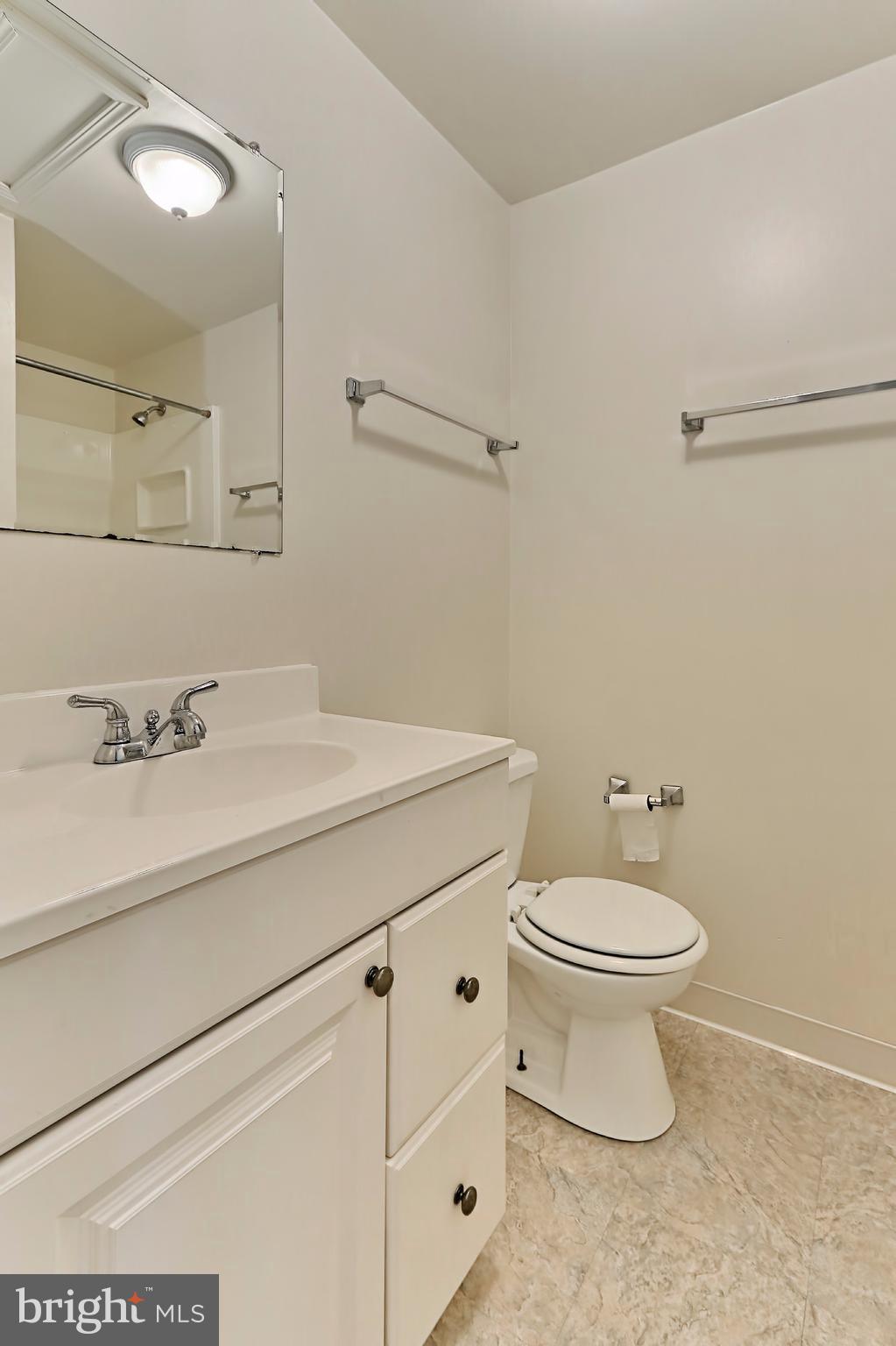 ASHBURN FARM - Residential