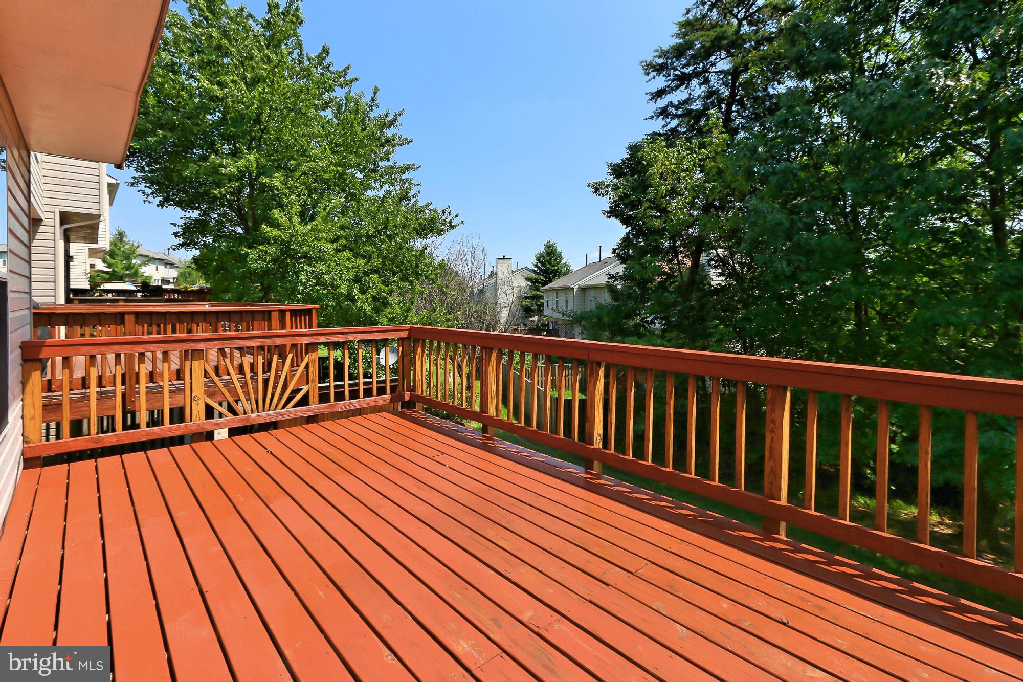 ASHBURN FARM - Residential