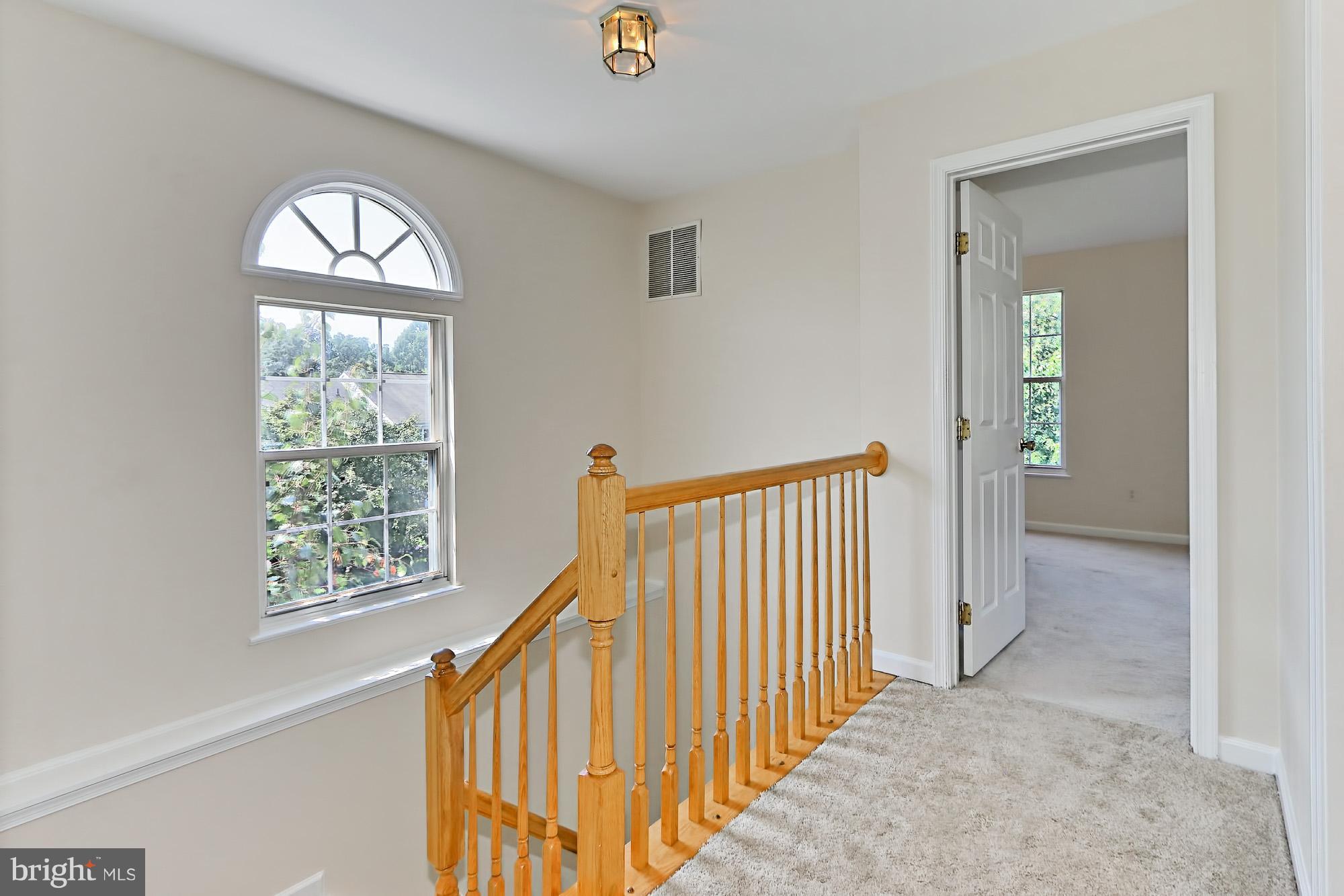 ASHBURN FARM - Residential