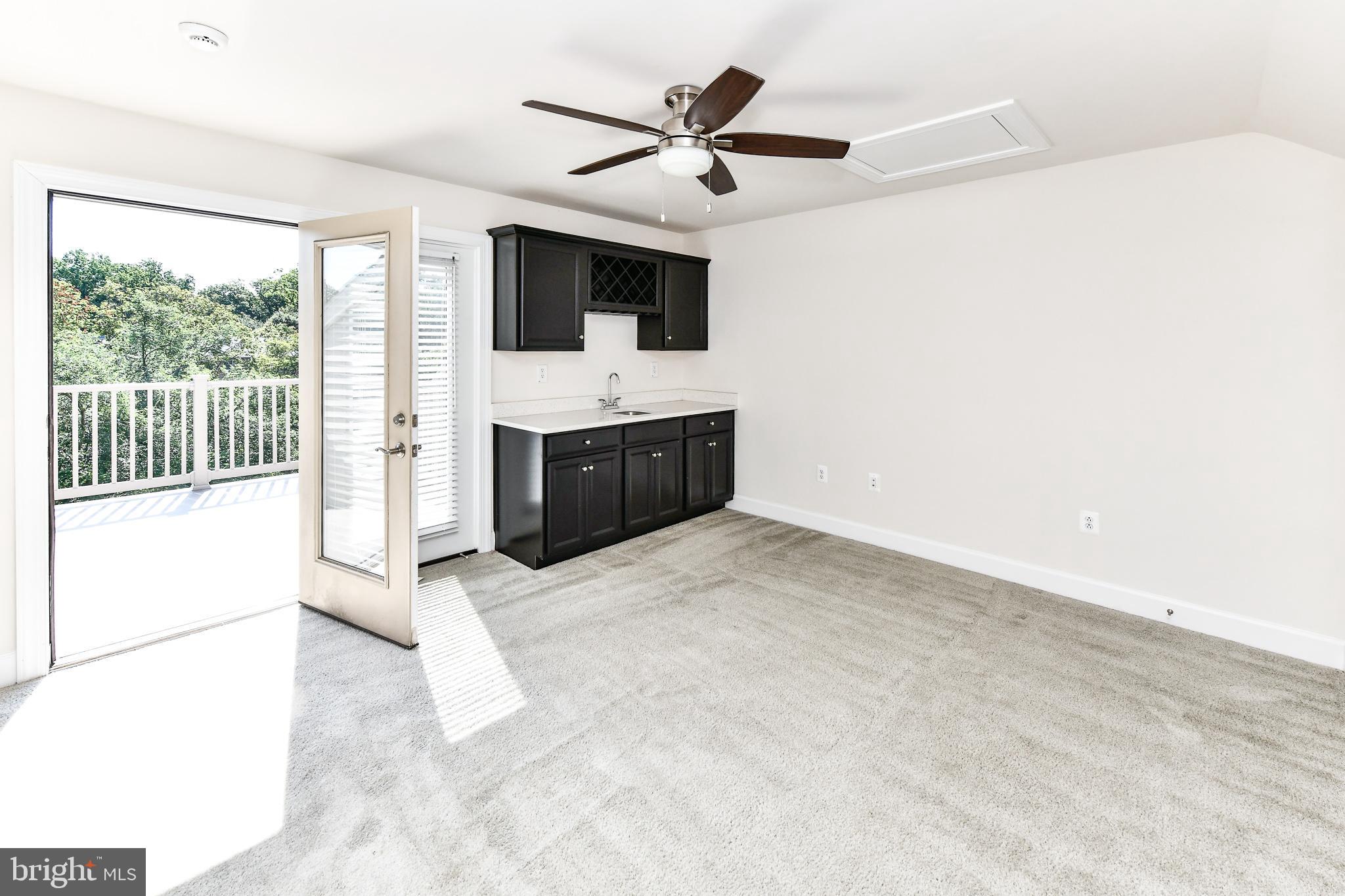 AMBROSE HILLS - Residential Lease