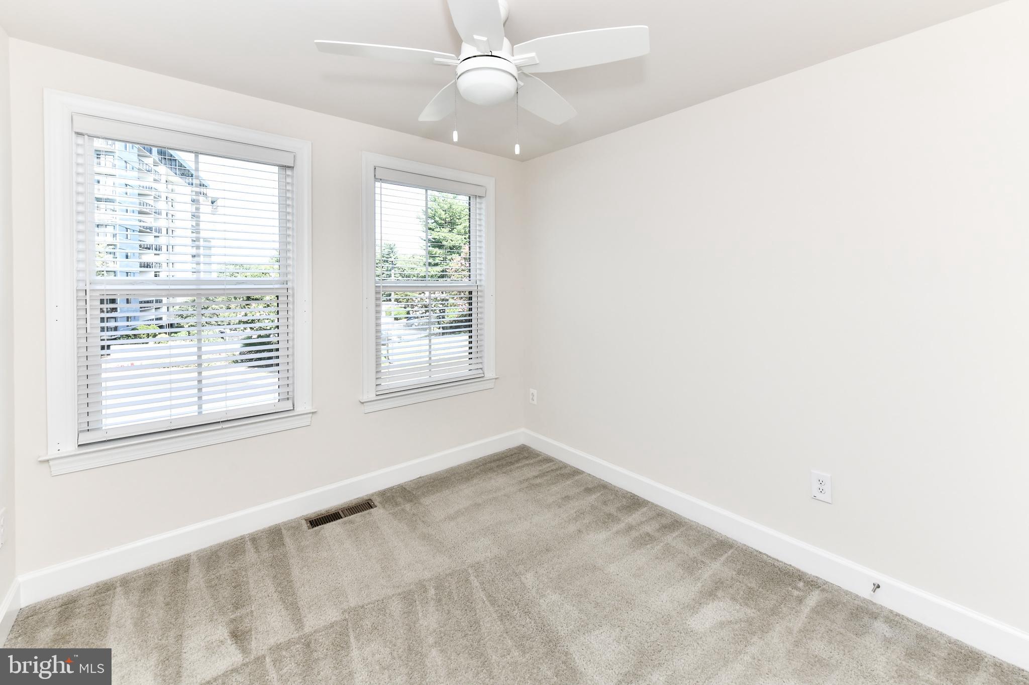 AMBROSE HILLS - Residential Lease