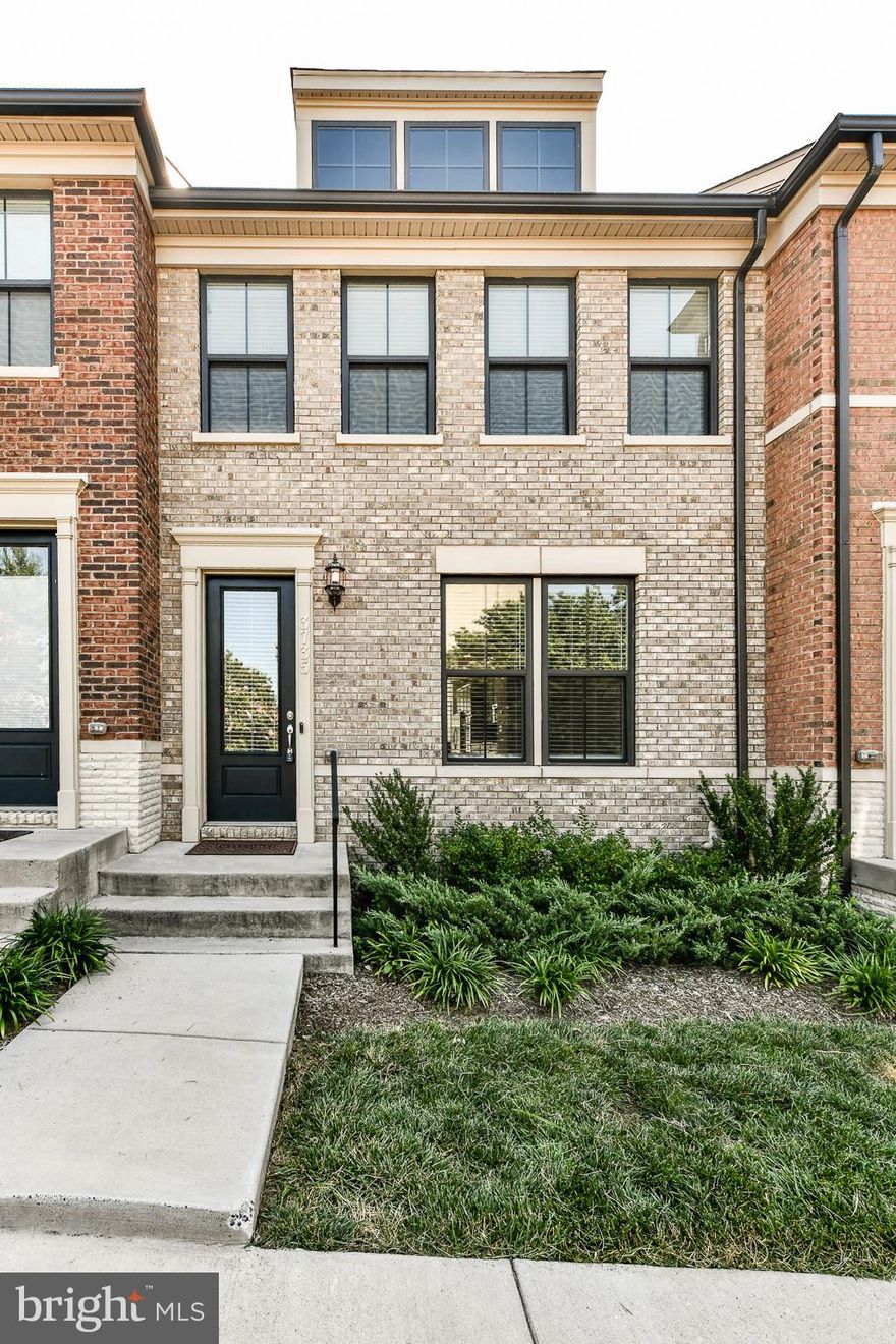 Welcome to this 3 bedrooms, 2 full and 2 half bathrooms, 2 car garage brick Townhome with fantastic rooftop terrace with wooded views on a cul-de-sac.Upgrades includes custom paint & trim, recessed & designer lighting and beautiful hand-scraped hardwood floors. Gorgeous fully upgraded gourmet kitchen with huge island, quartz counters, complimentary subway tile backsplash, ample light grey cabinetry & stainless steel appliances, kitchen leading to patio. Generous size master bedroom, master bathroom has rain shower head in frameless shower & tiled floors with upgraded light grey vanity. 2 additional generously sized bedrooms with beautiful tiled bathrooms. Entertaining wet bar on the 4th level offers a unique space with a private rooftop patio. Location is ideal for commuters.