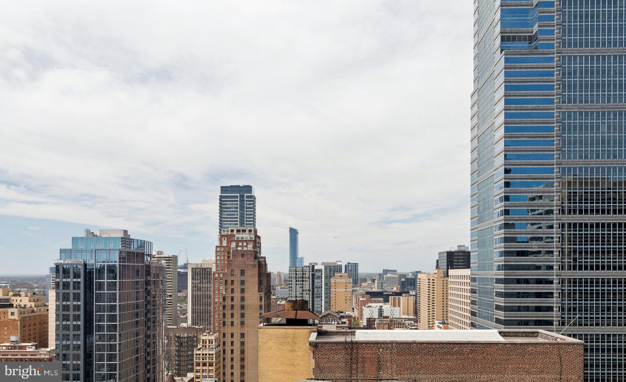 AVENUE OF THE ARTS - Residential