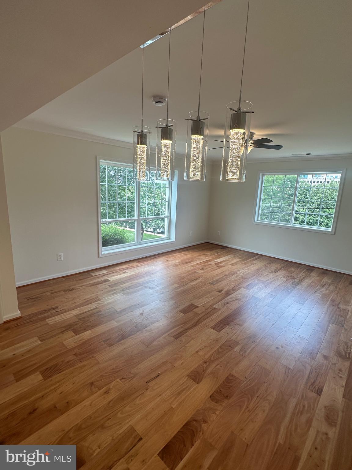 1637 N VAN DORN STREET