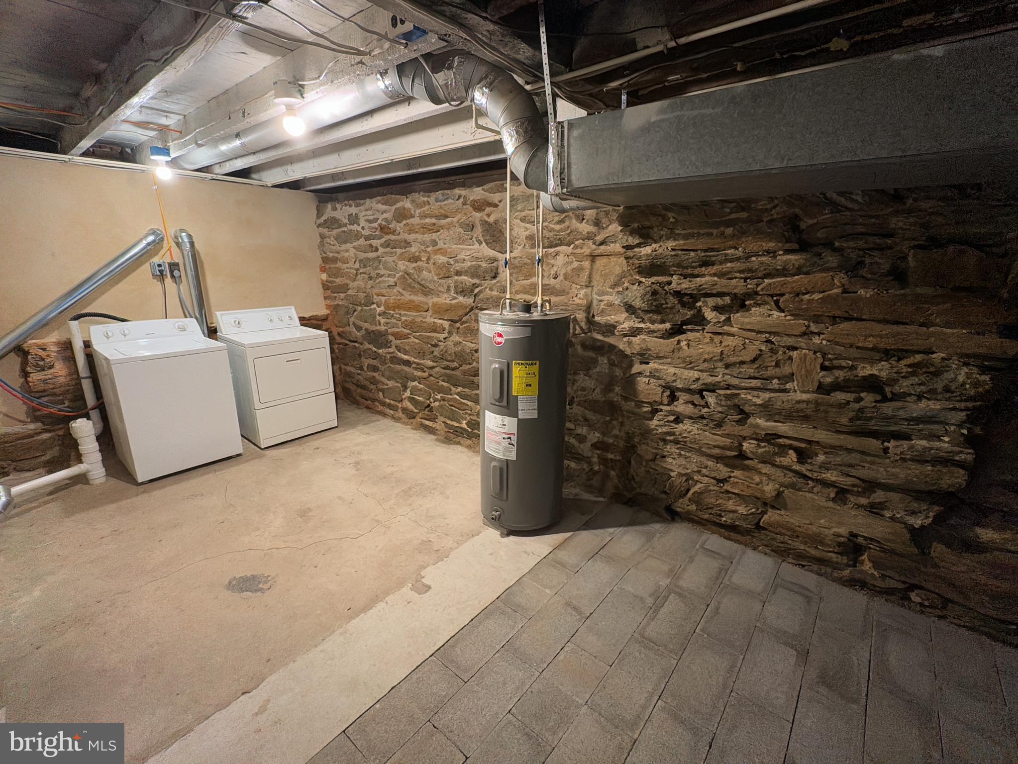 SHREWSBURY TWP - Residential Lease