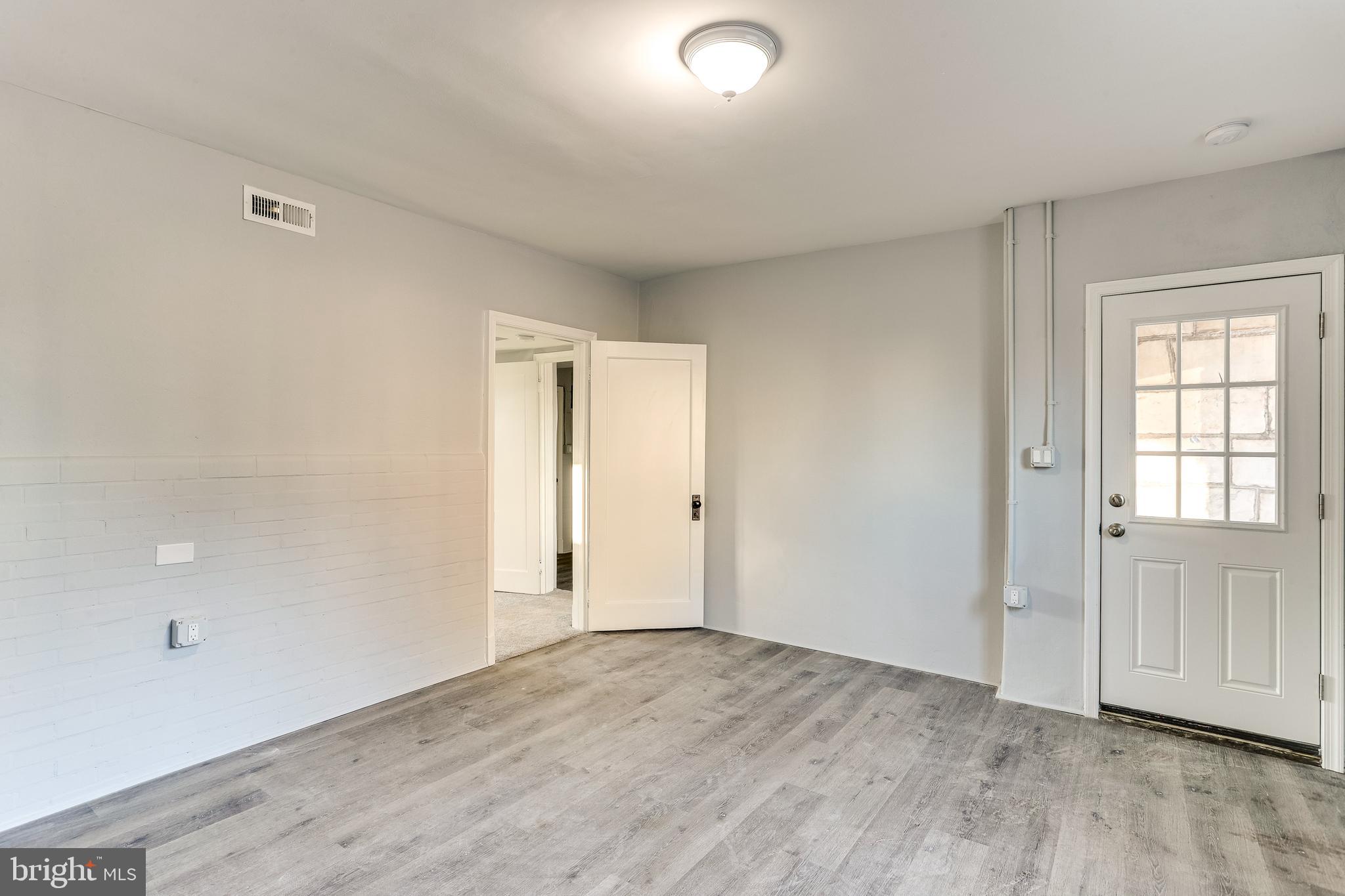 PARKVILLE - Residential